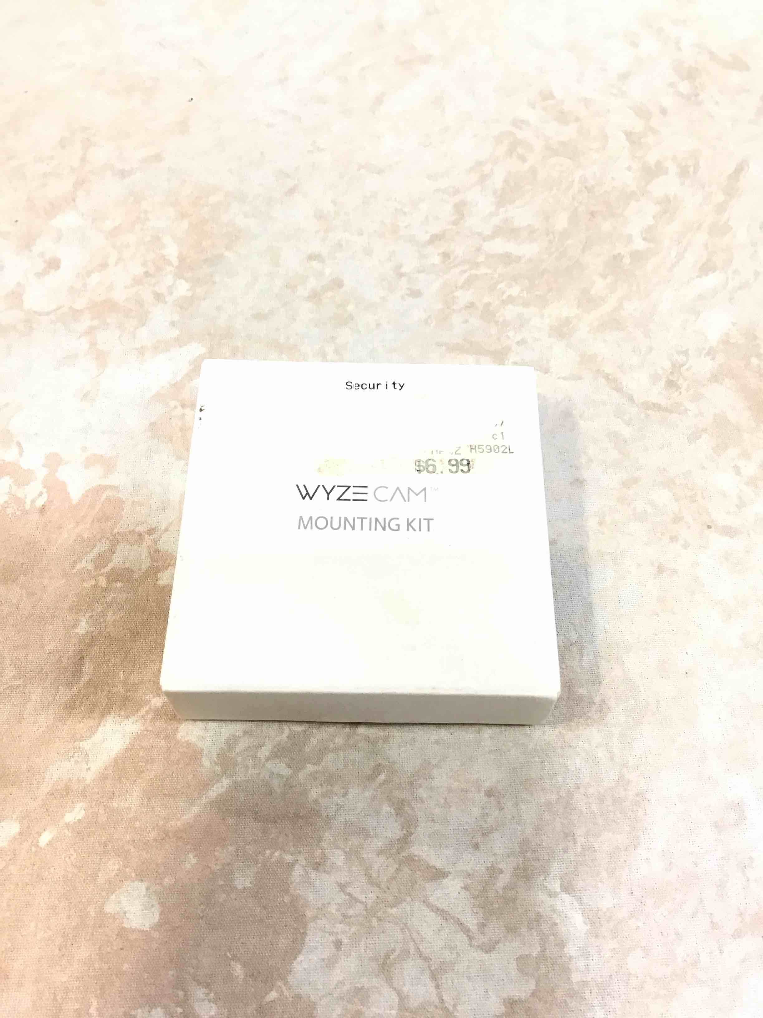 Condition photo showing Good Condition for Wyze Labs WYZECMK Wyze Cam Mounting Kit, White