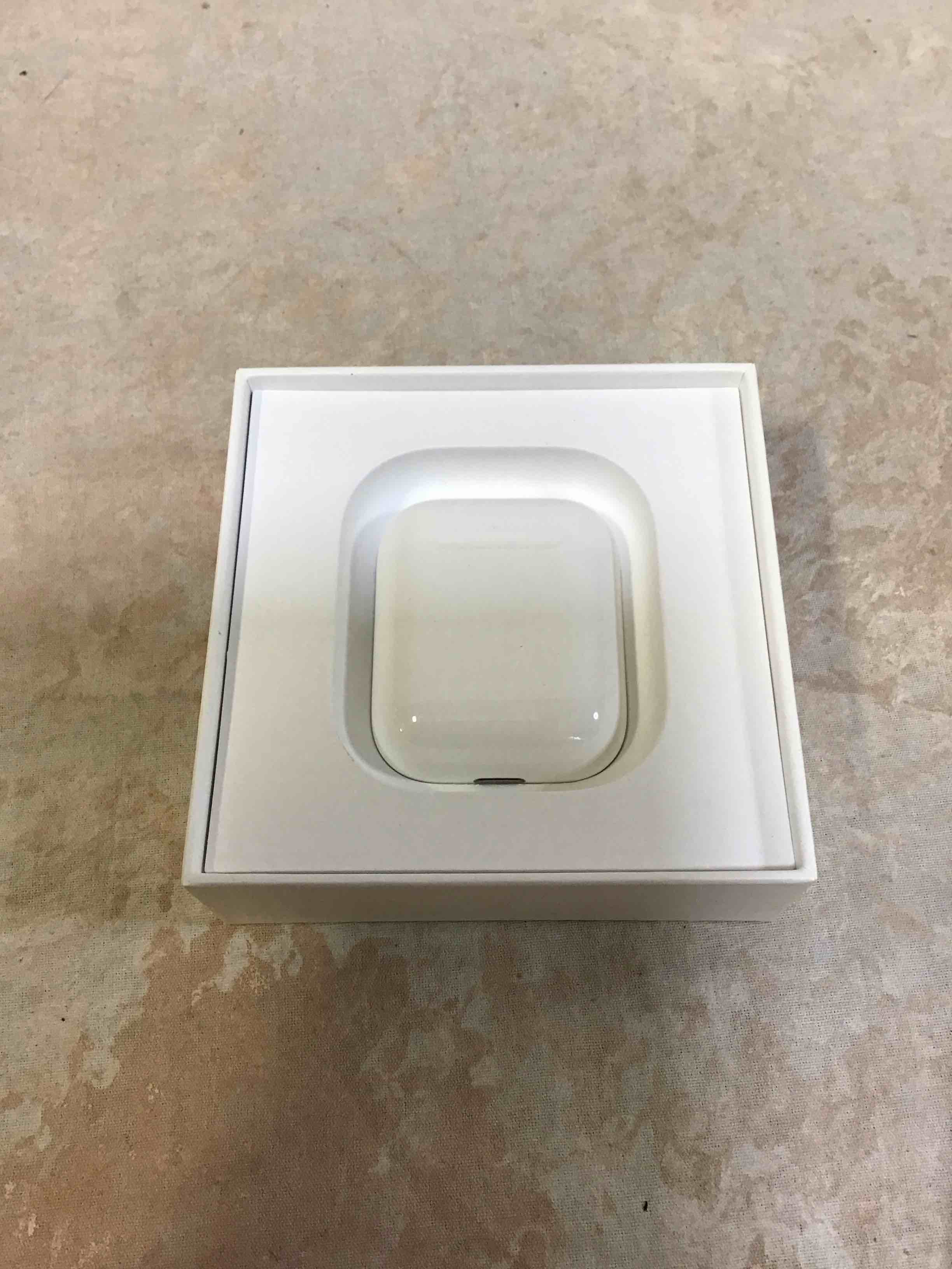 apple airpods