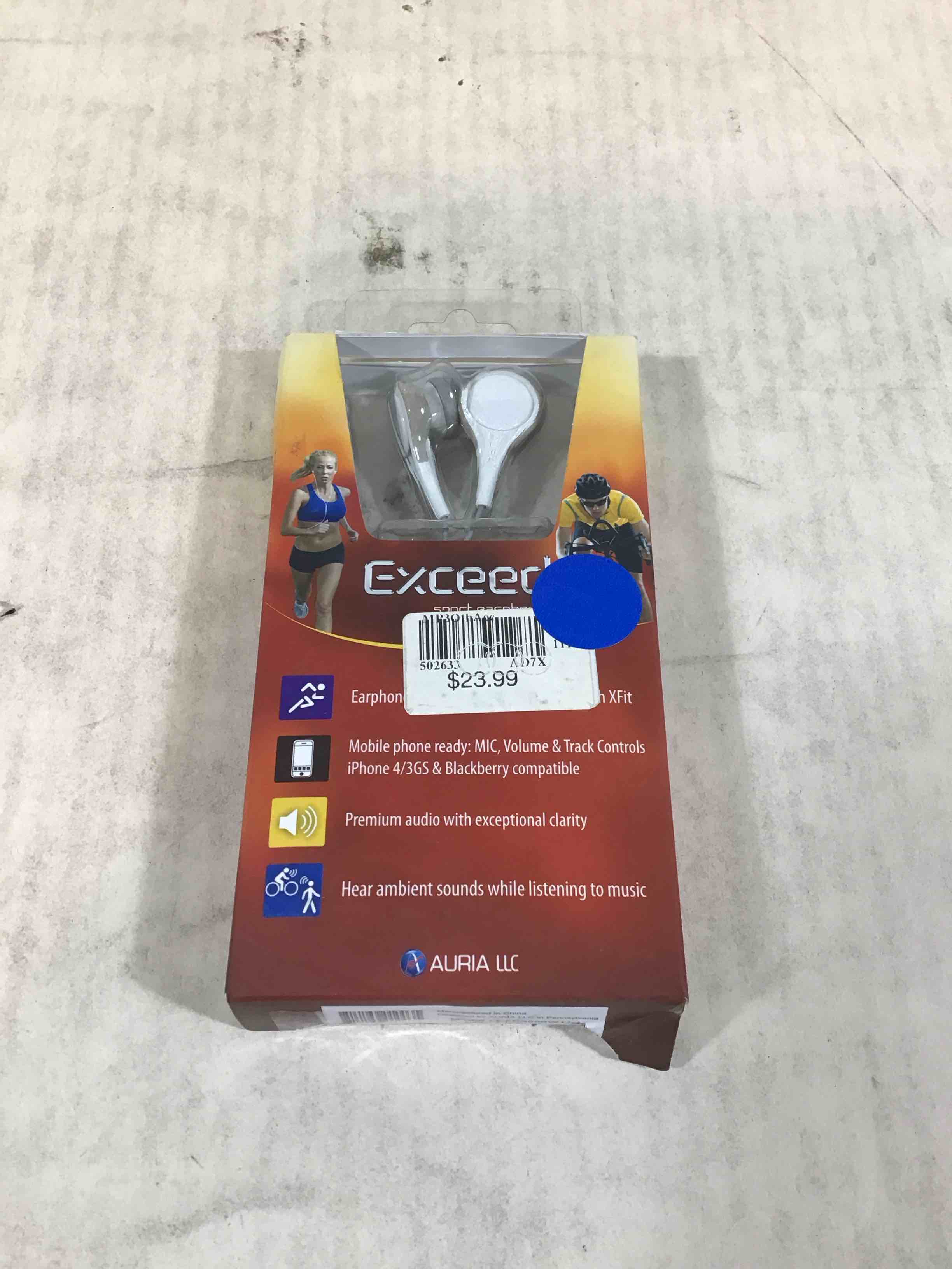 Condition photo showing Good Condition for wired earphones