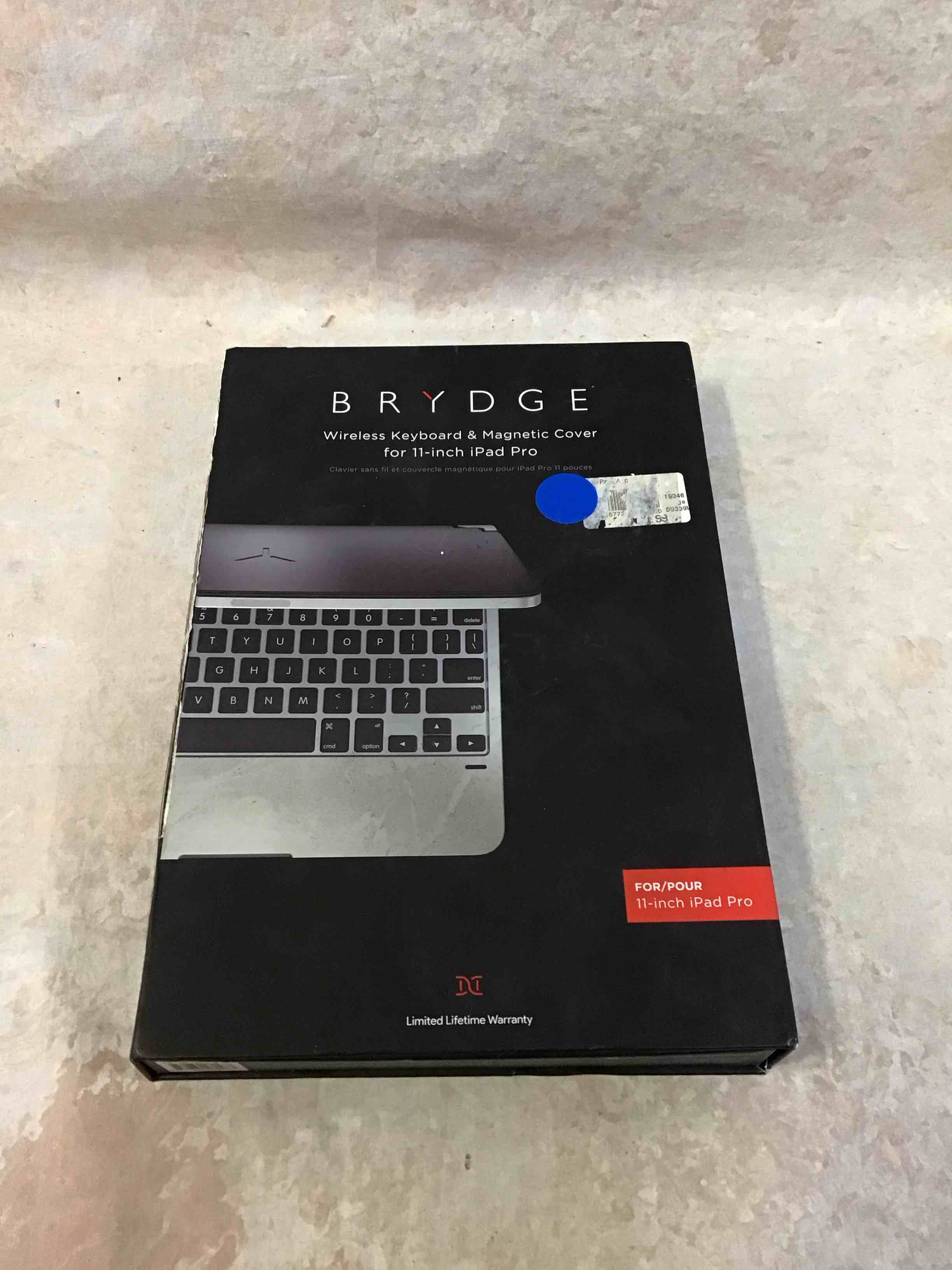 Condition photo showing Good Condition for brydge 11 pro wireless bluetooth keyboard for ipad pro 11 silver