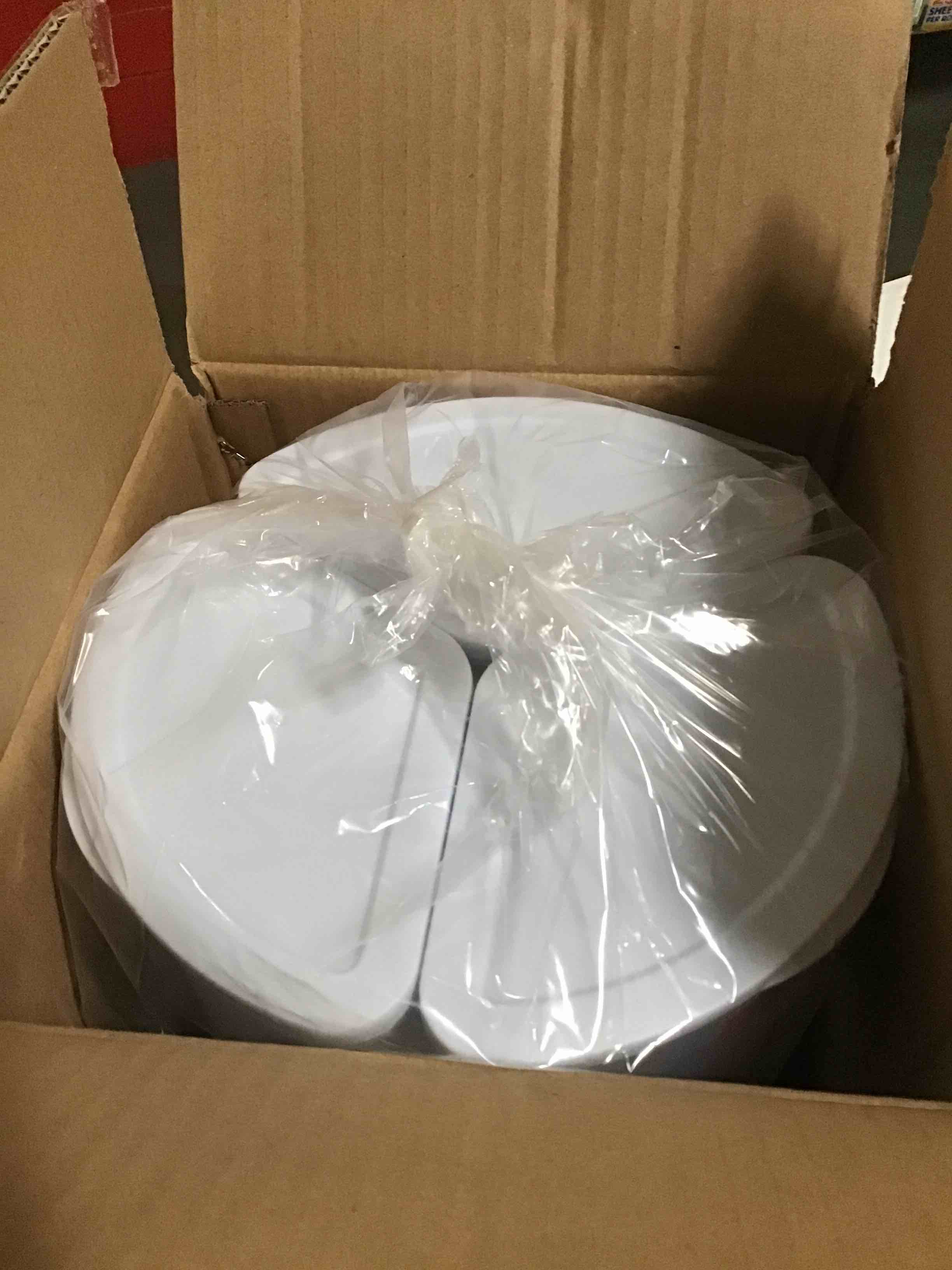 https://s3.amazonaws.com/lotting-images-prod/bidfta/BLU5505685_1701187866648.jpeg