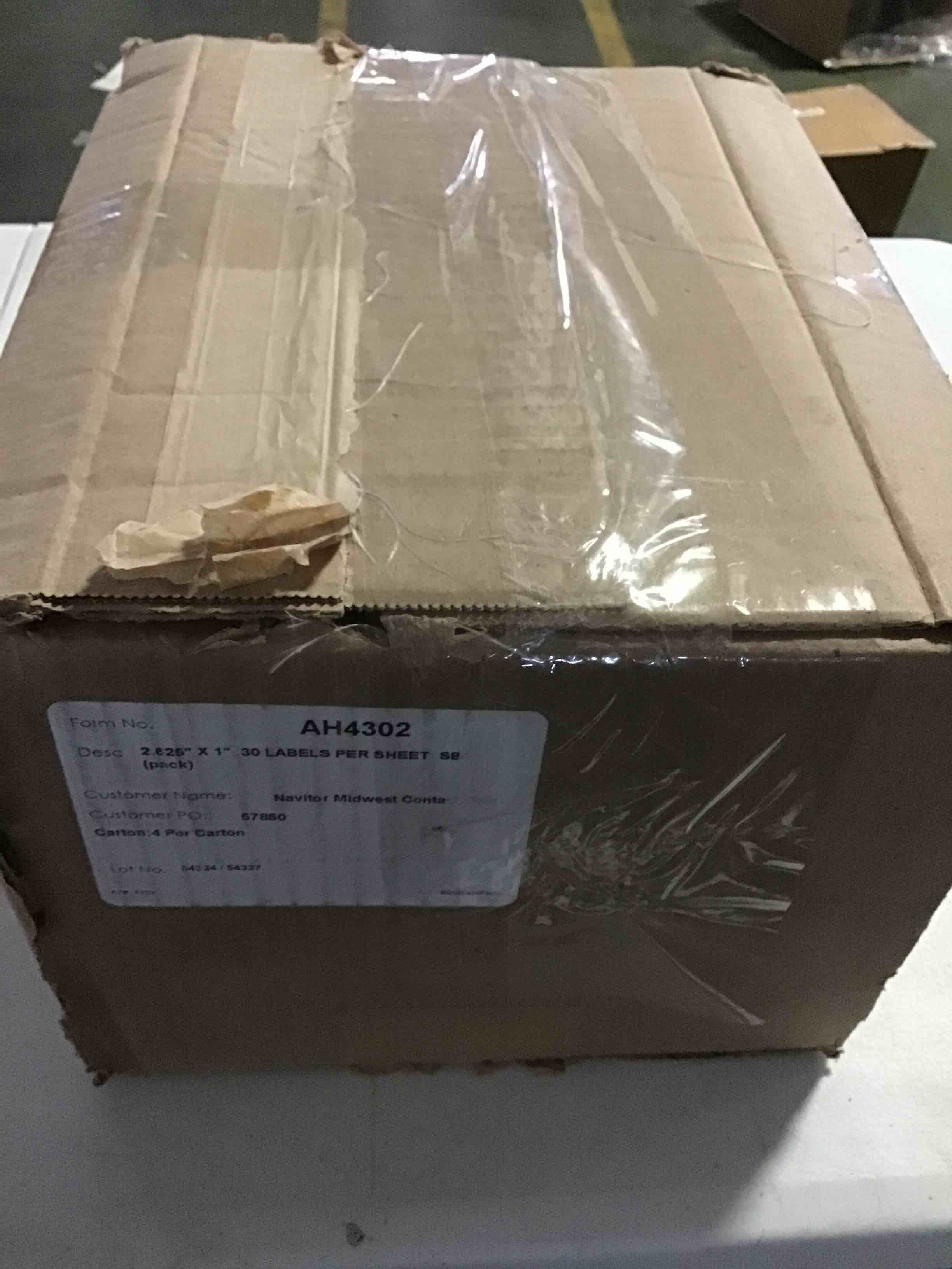https://s3.amazonaws.com/lotting-images-prod/bidfta/BLU5506199_1701356129569.jpeg