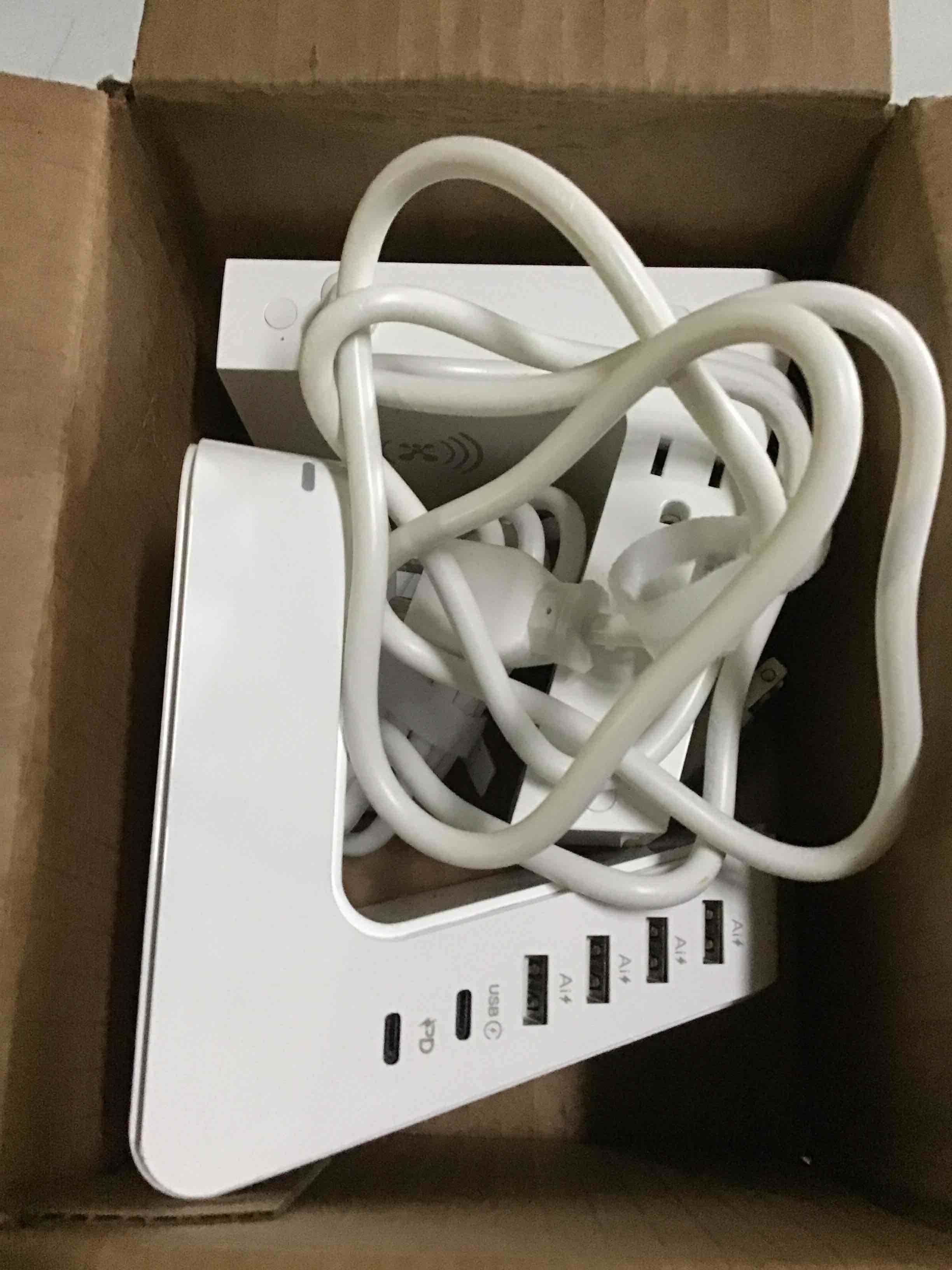 https://s3.amazonaws.com/lotting-images-prod/bidfta/BLU5509479_1700246732150.jpeg