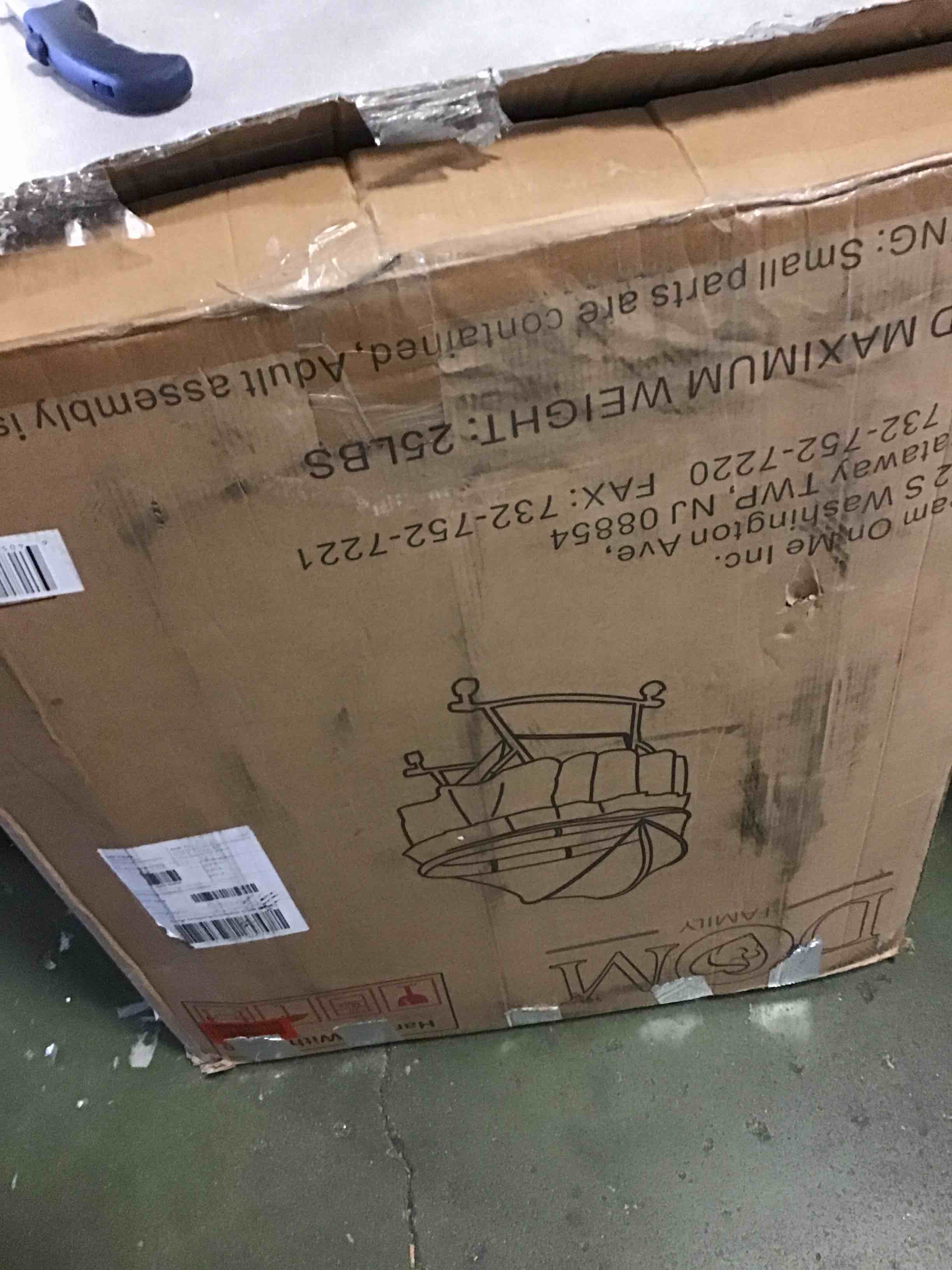 https://s3.amazonaws.com/lotting-images-prod/bidfta/BLU5510583_1699551316485.jpeg
