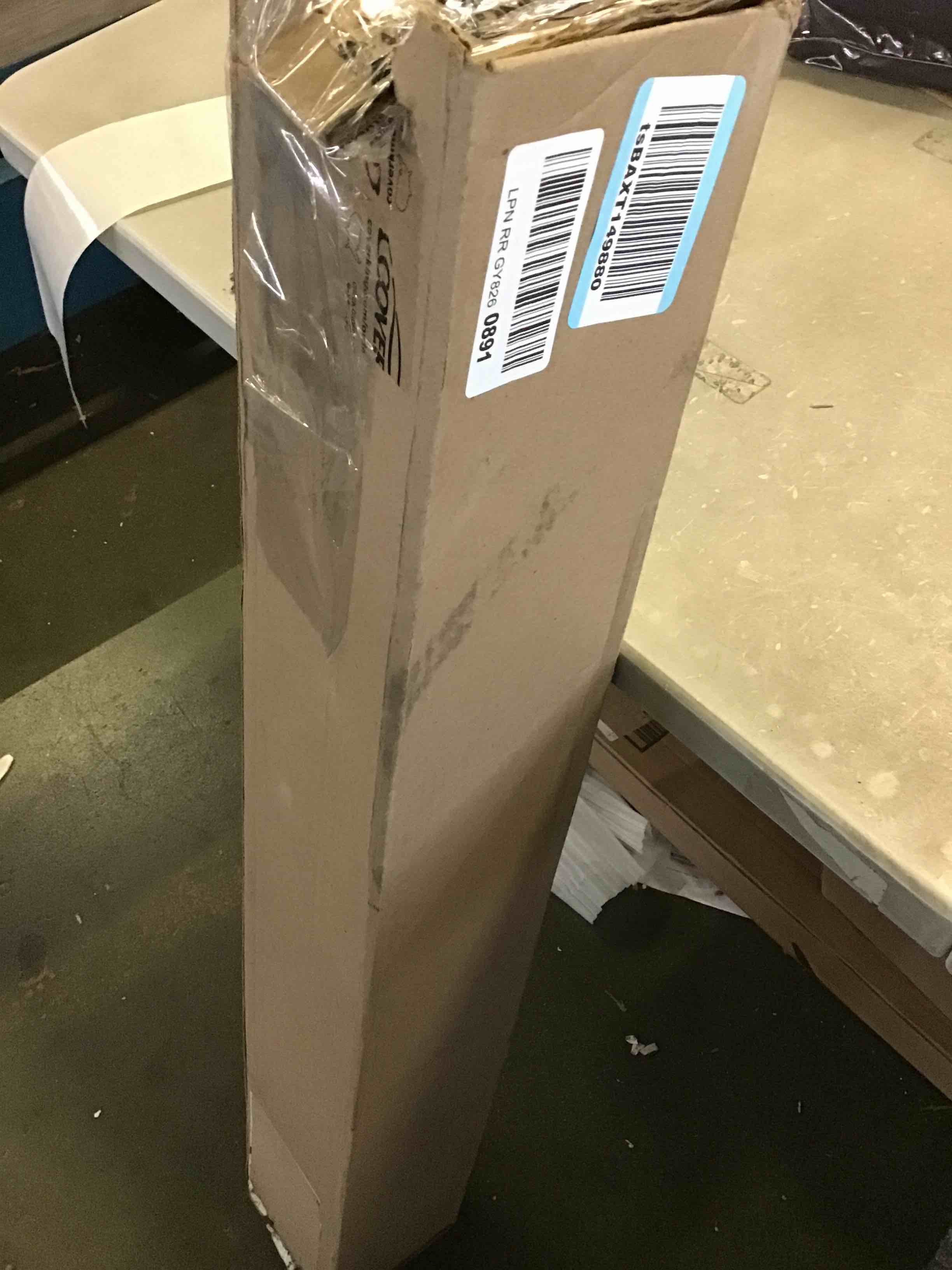 https://s3.amazonaws.com/lotting-images-prod/bidfta/BLU5510835_1699648142100.jpeg