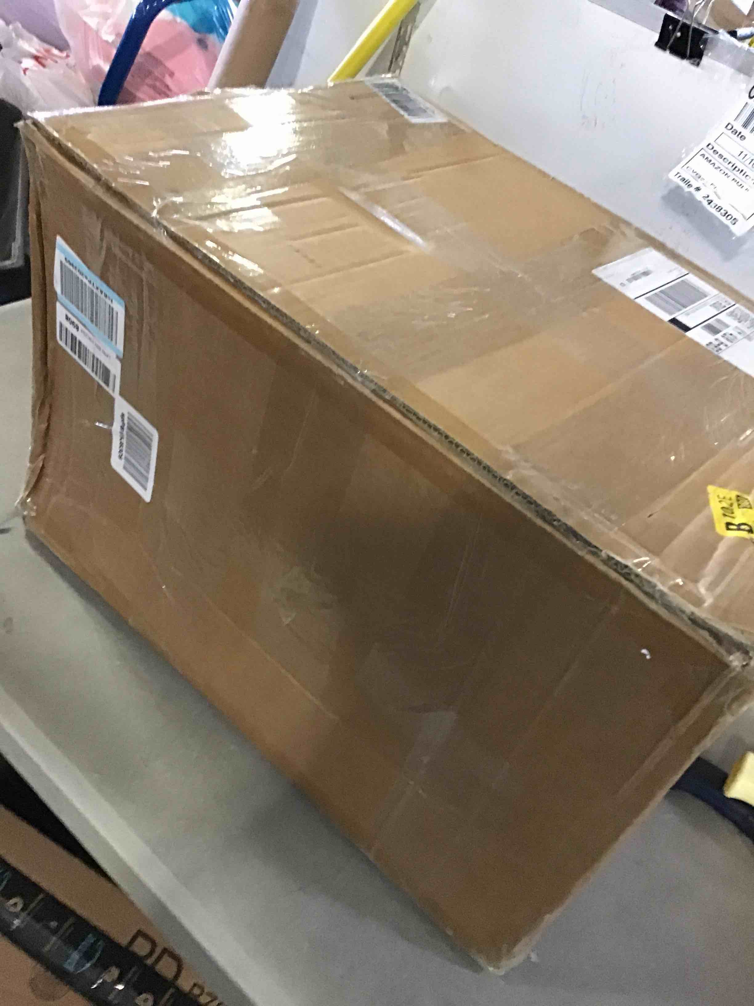https://s3.amazonaws.com/lotting-images-prod/bidfta/BLU5510900_1699886138061.jpeg