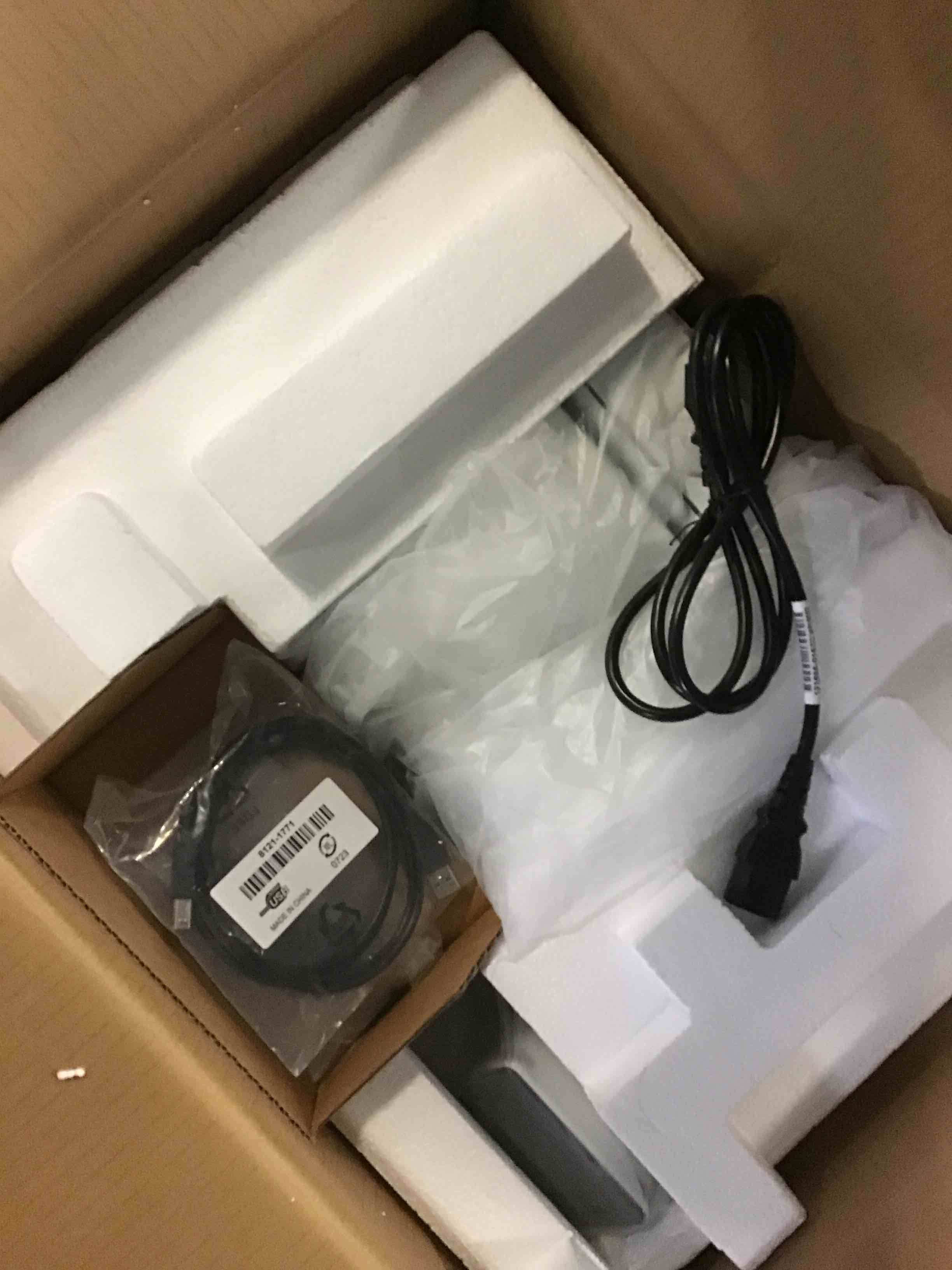 https://s3.amazonaws.com/lotting-images-prod/bidfta/BLU5510945_1699893442291.jpeg
