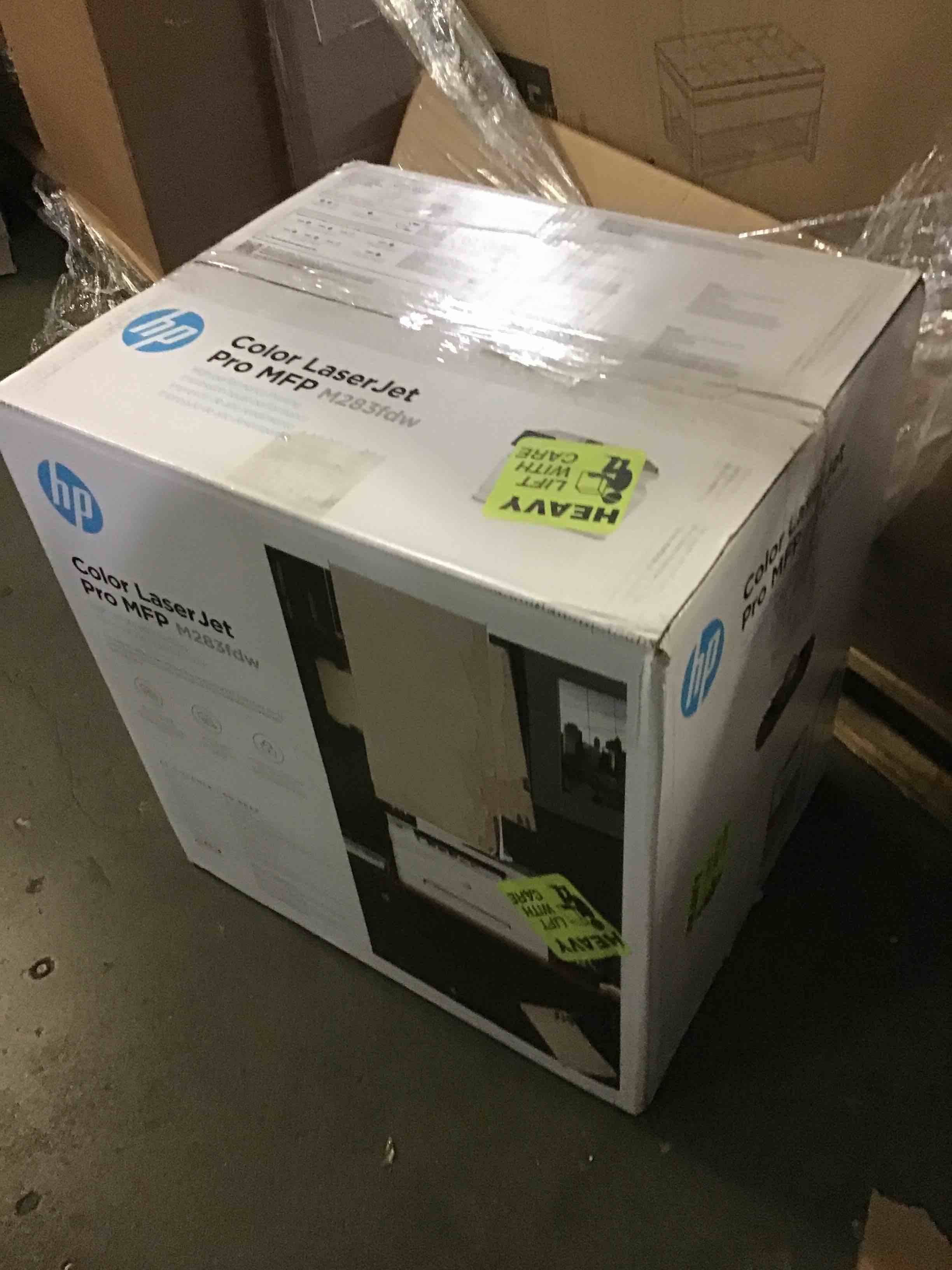 https://s3.amazonaws.com/lotting-images-prod/bidfta/BLU5510945_1699893462501.jpeg