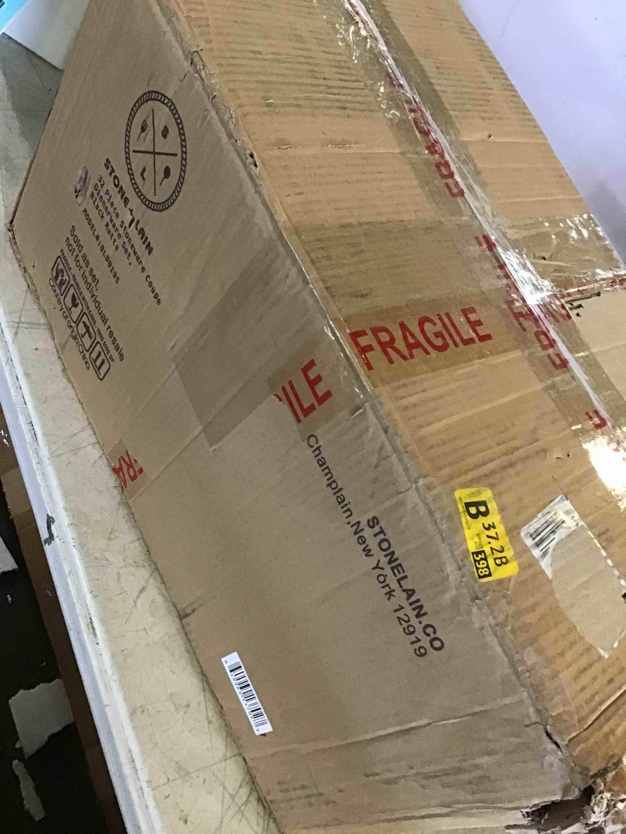 https://s3.amazonaws.com/lotting-images-prod/bidfta/BLU5511170_1699987708177.jpeg