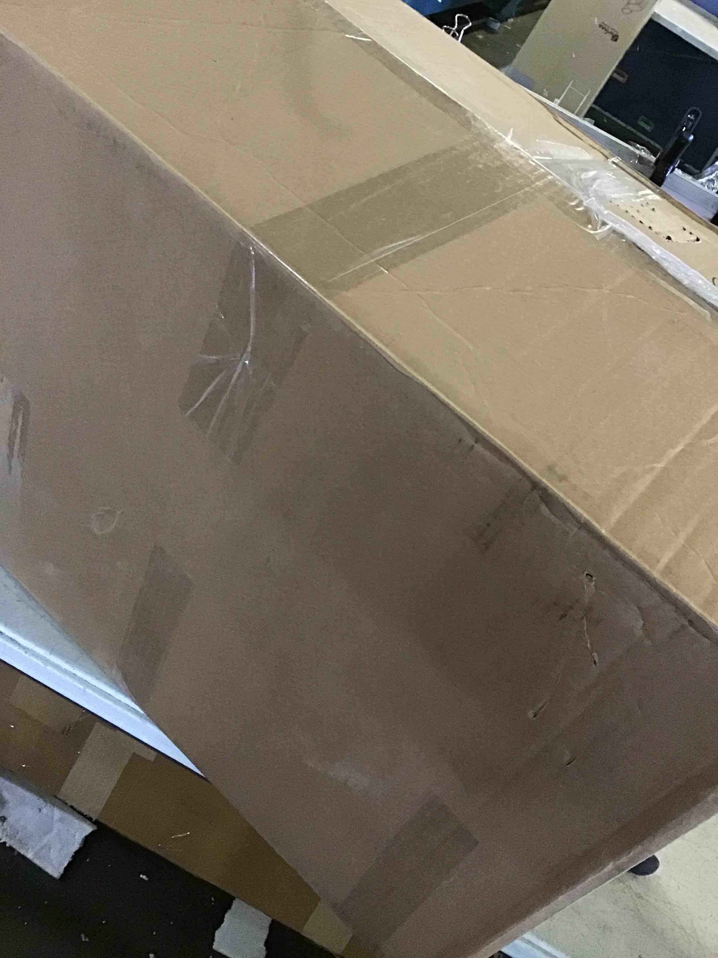 https://s3.amazonaws.com/lotting-images-prod/bidfta/BLU5511199_1699991152345.jpeg