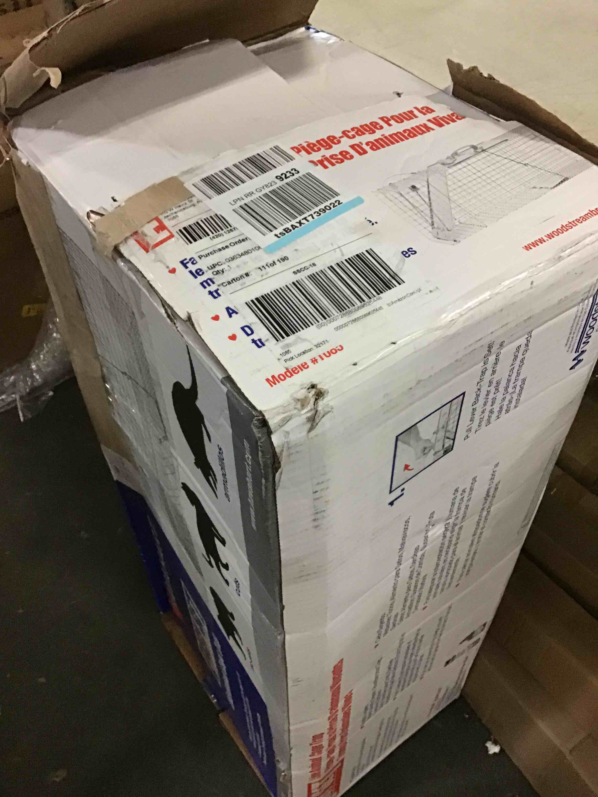 https://s3.amazonaws.com/lotting-images-prod/bidfta/BLU5511258_1700054742826.jpeg
