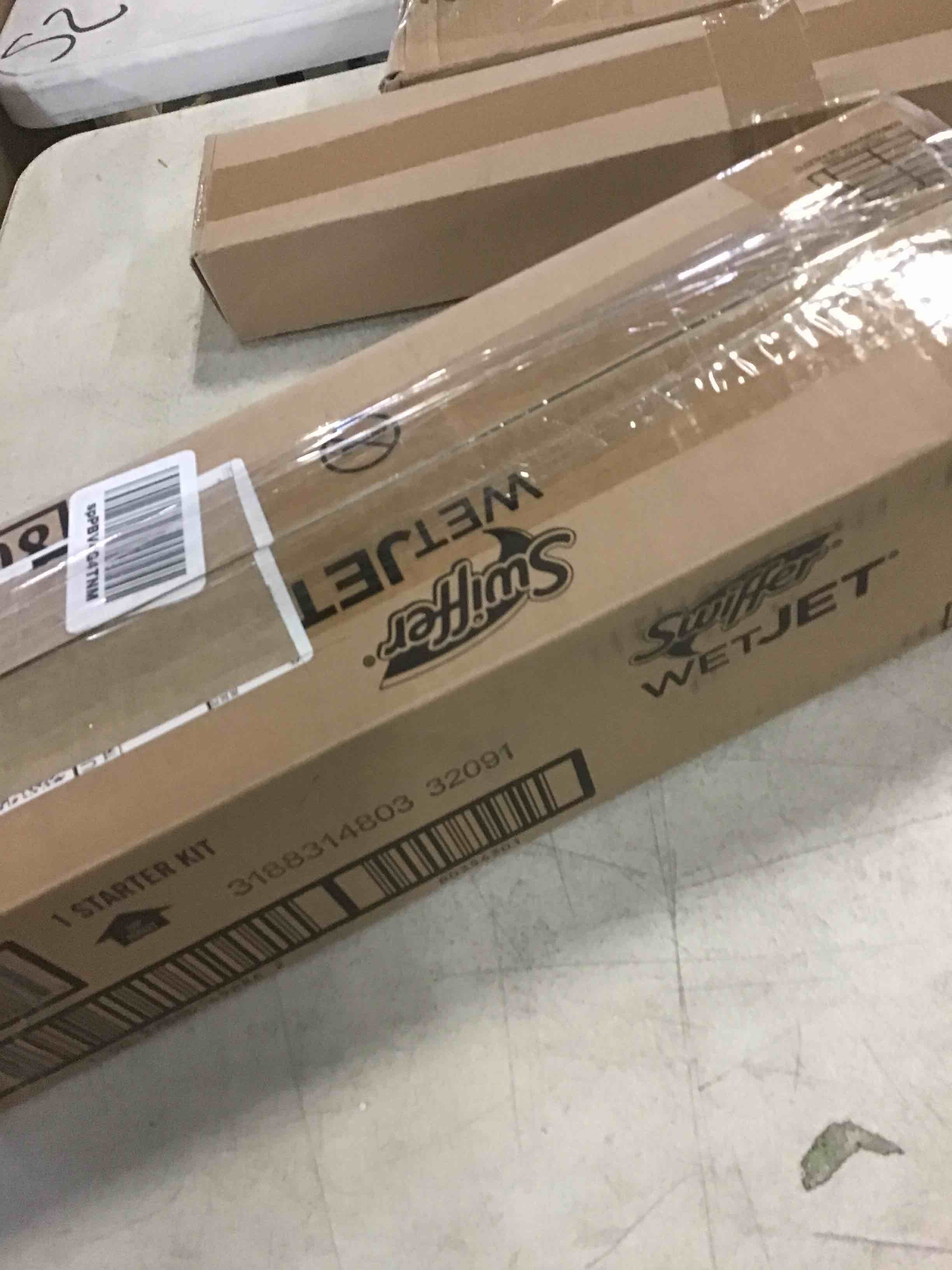 https://s3.amazonaws.com/lotting-images-prod/bidfta/BLU5511414_1700077117857.jpeg
