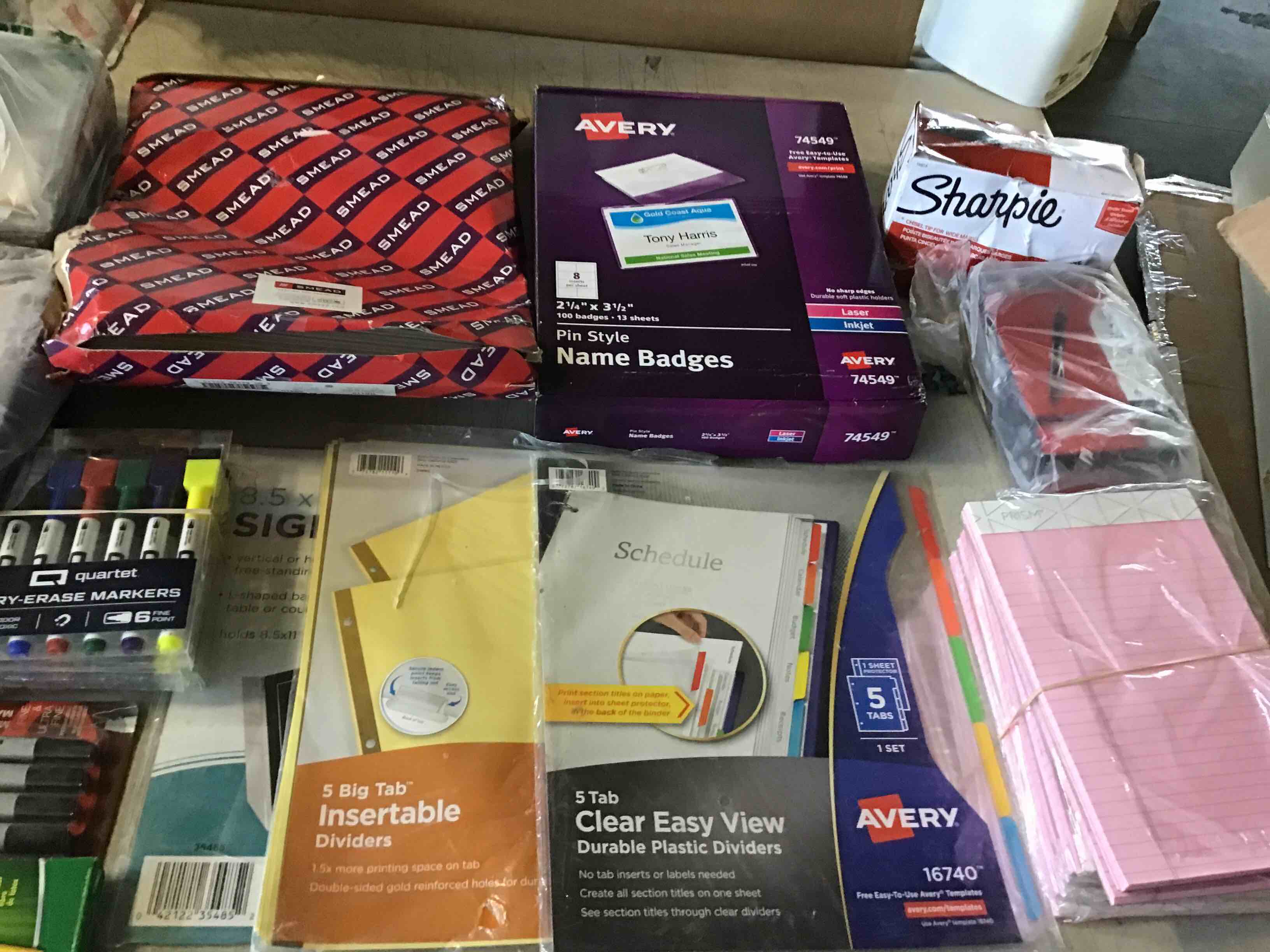 https://s3.amazonaws.com/lotting-images-prod/bidfta/BLU5511447_1699022640967.jpeg