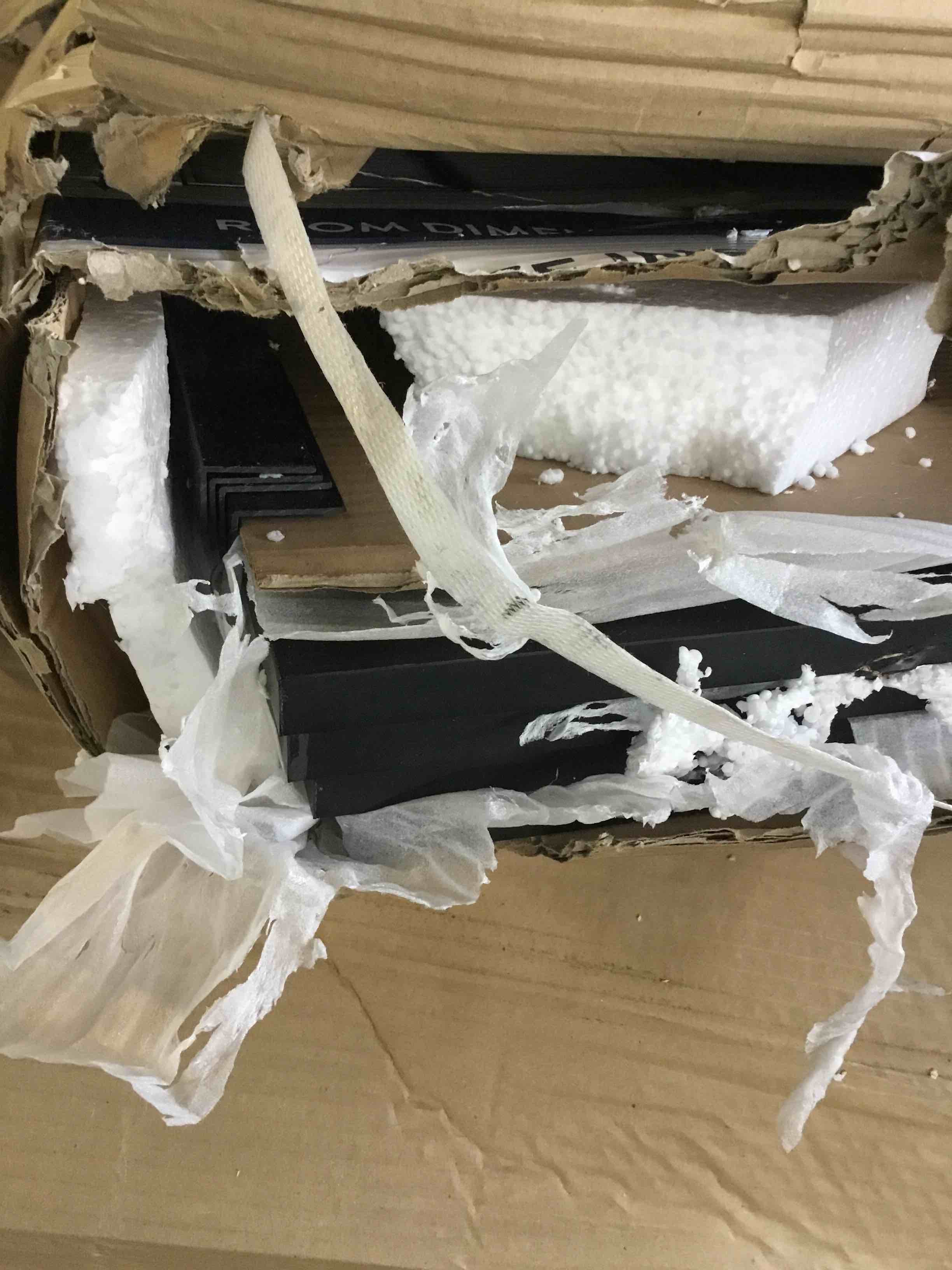 https://s3.amazonaws.com/lotting-images-prod/bidfta/BLU5511638_1699372967940.jpeg