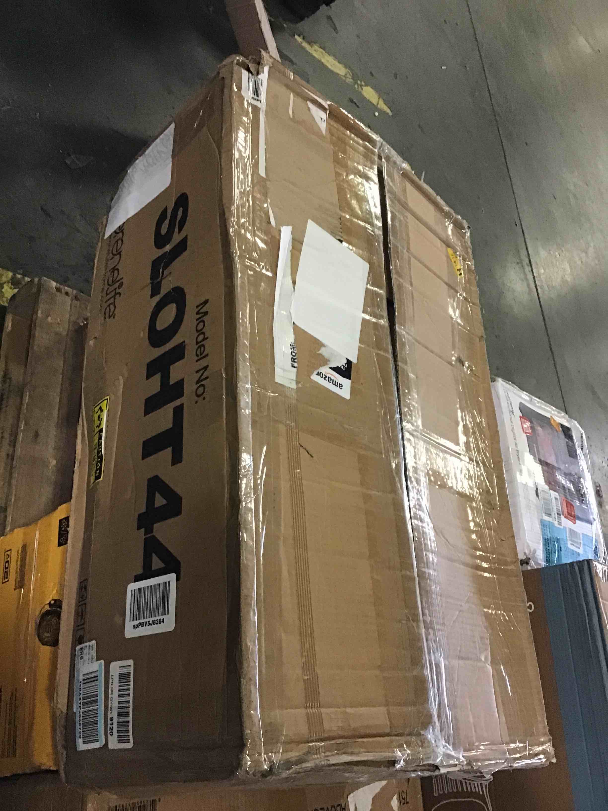 https://s3.amazonaws.com/lotting-images-prod/bidfta/BLU5512017_1699629938053.jpeg