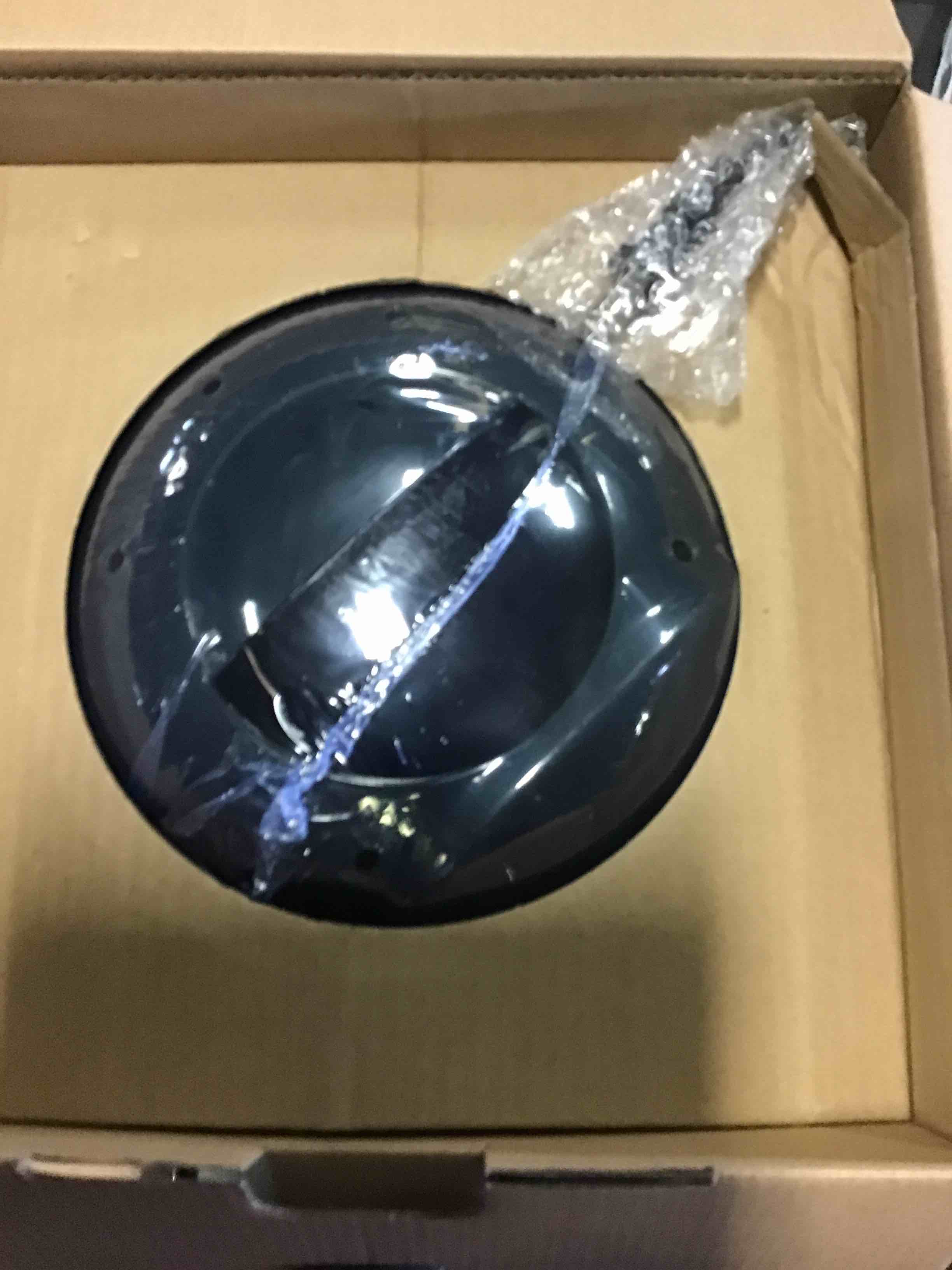 https://s3.amazonaws.com/lotting-images-prod/bidfta/BLU5512362_1700684350240.jpeg