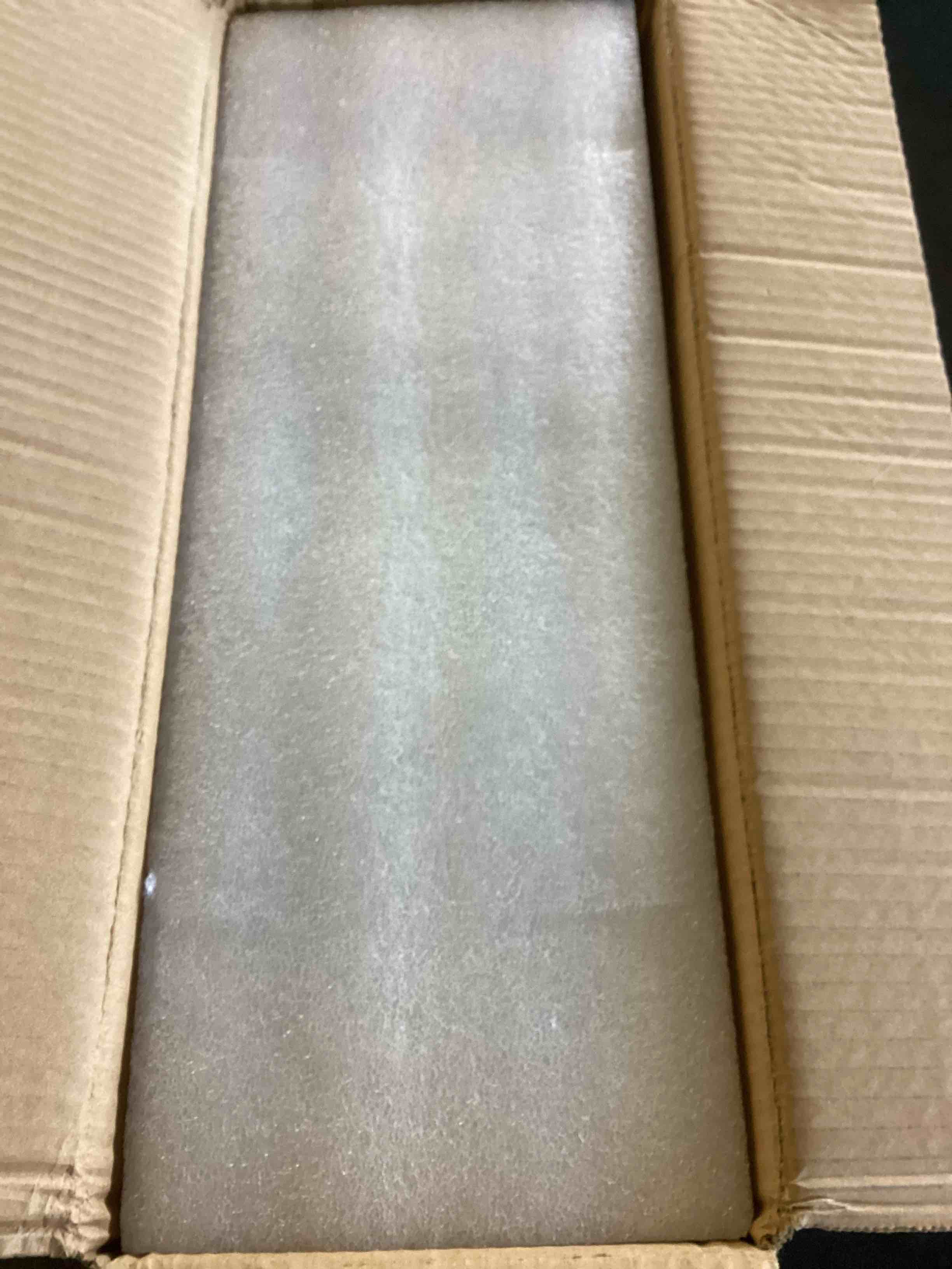 https://s3.amazonaws.com/lotting-images-prod/bidfta/BLU5512626_1701286355159.jpeg