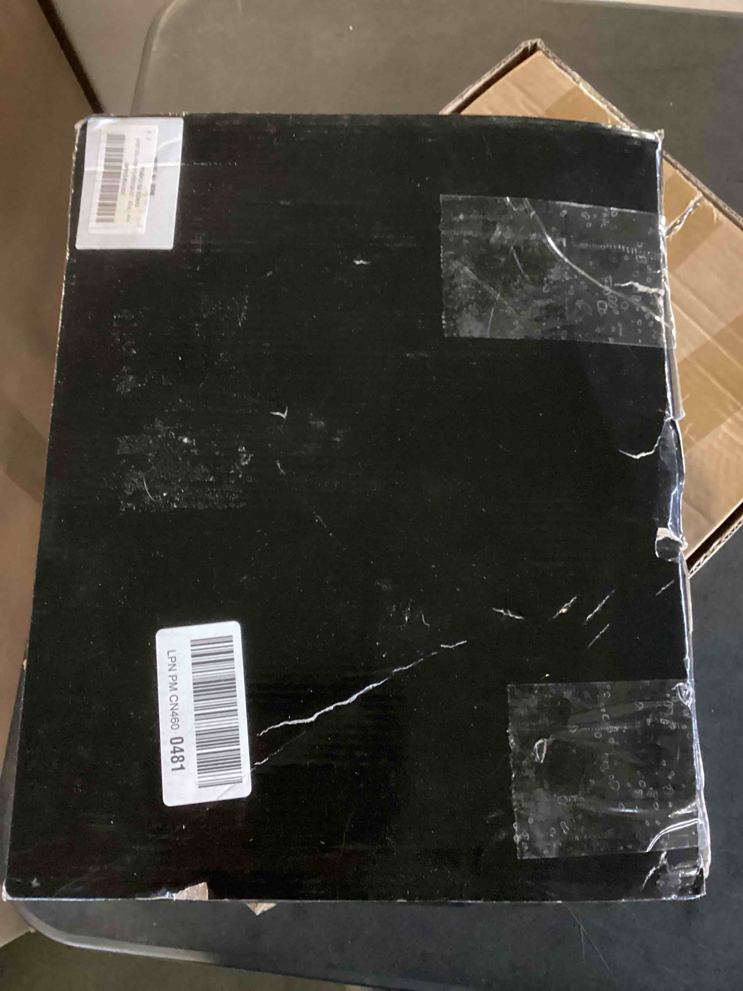 https://s3.amazonaws.com/lotting-images-prod/bidfta/BLU5512649_1701290565011.jpeg