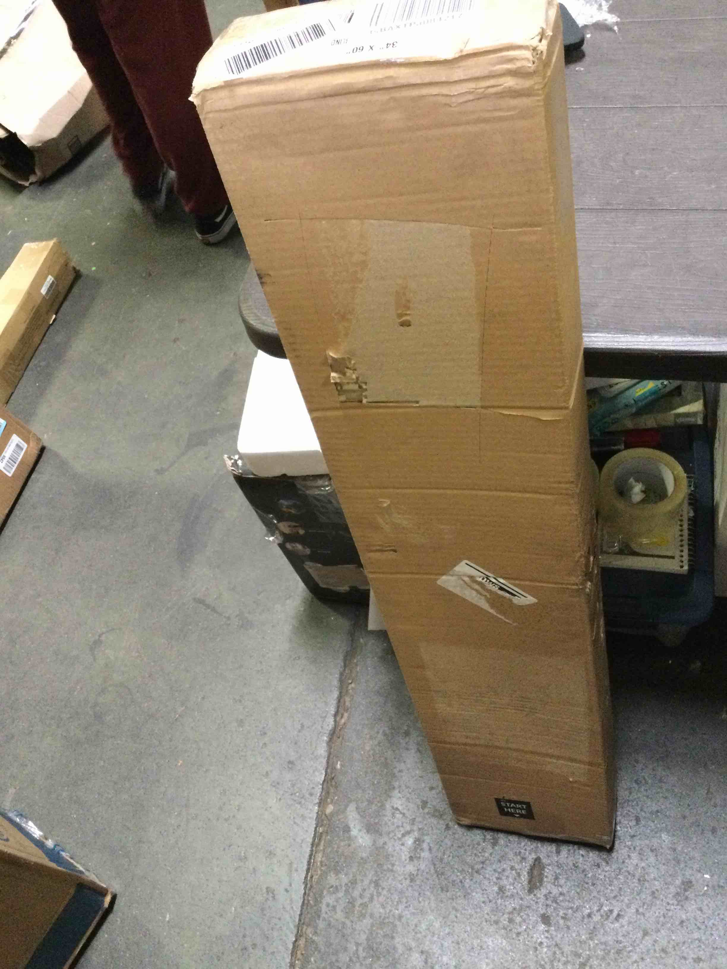 https://s3.amazonaws.com/lotting-images-prod/bidfta/BLU5513033_1699290921062.jpeg