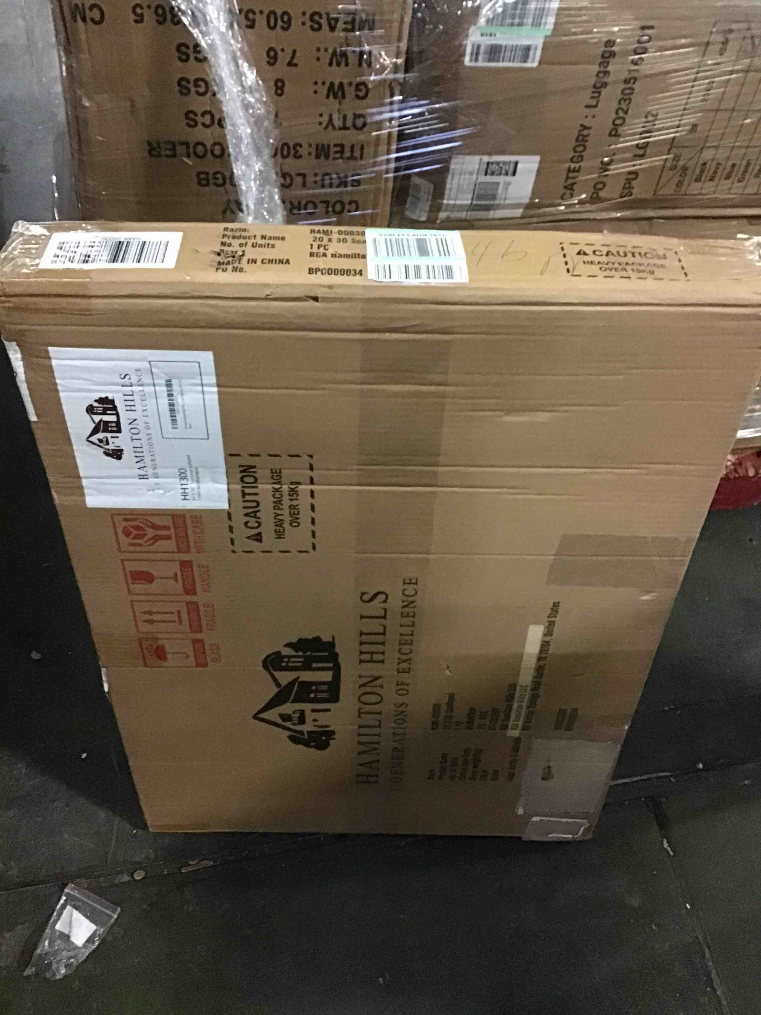 https://s3.amazonaws.com/lotting-images-prod/bidfta/BLU5513083_1699359814730.jpeg