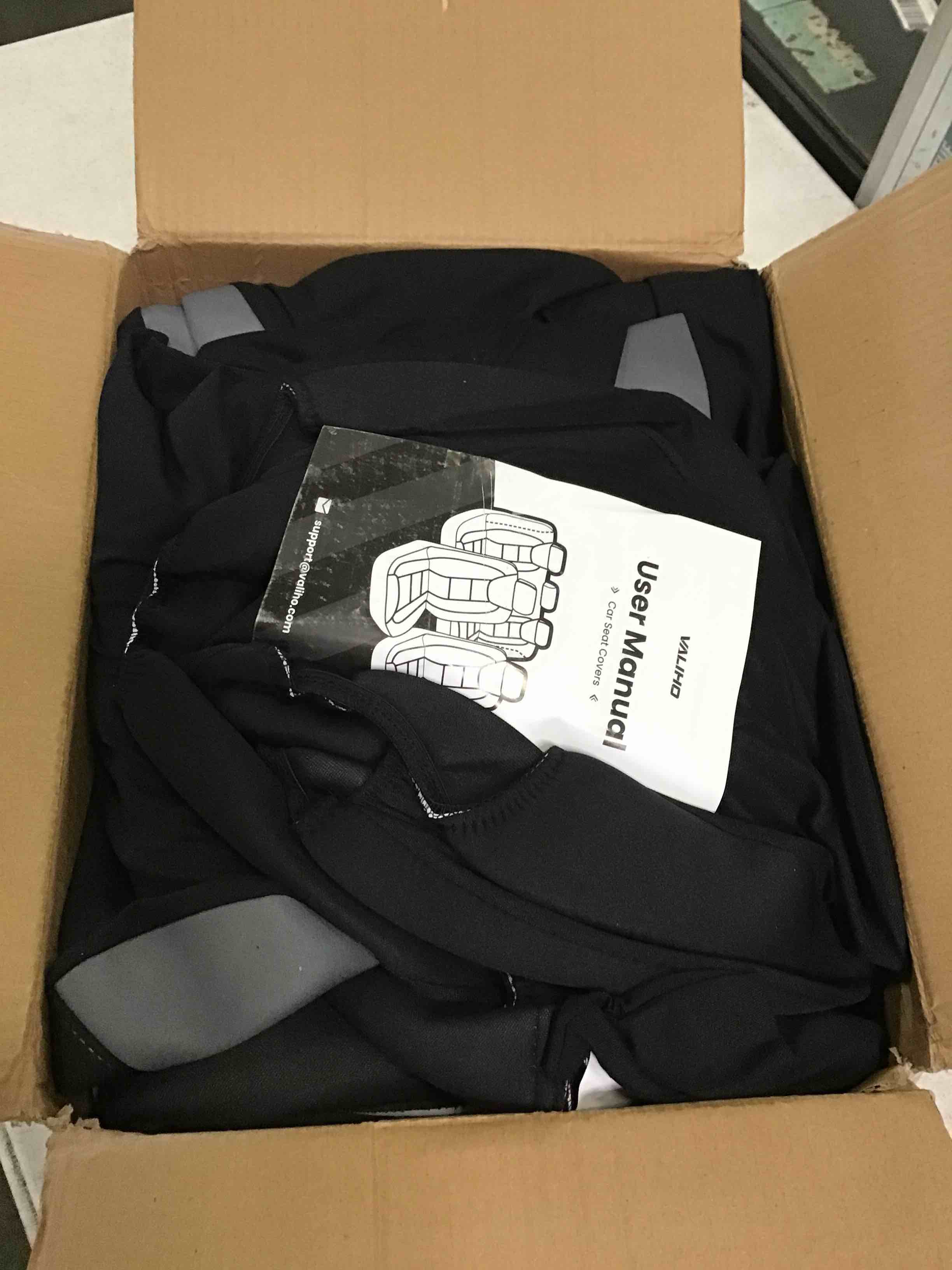 https://s3.amazonaws.com/lotting-images-prod/bidfta/BLU5513577_1699633368784.jpeg
