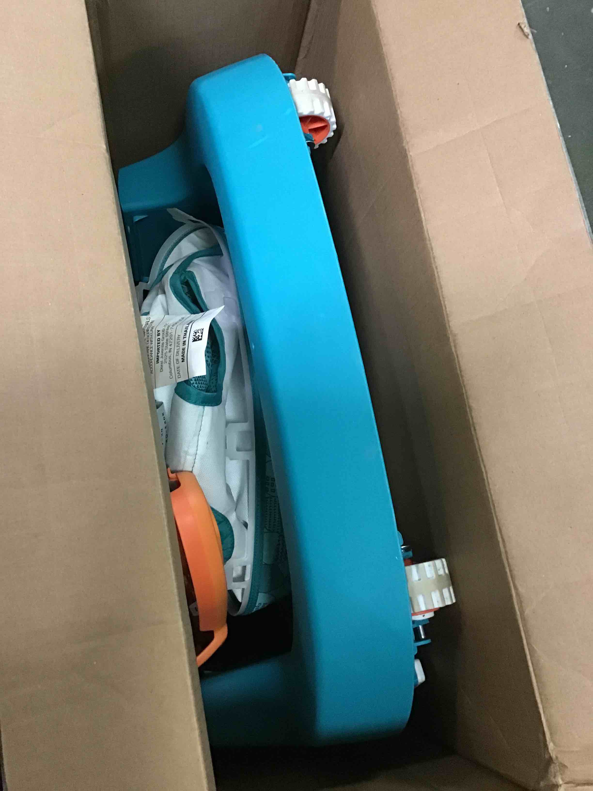 https://s3.amazonaws.com/lotting-images-prod/bidfta/BLU5513618_1699640358484.jpeg