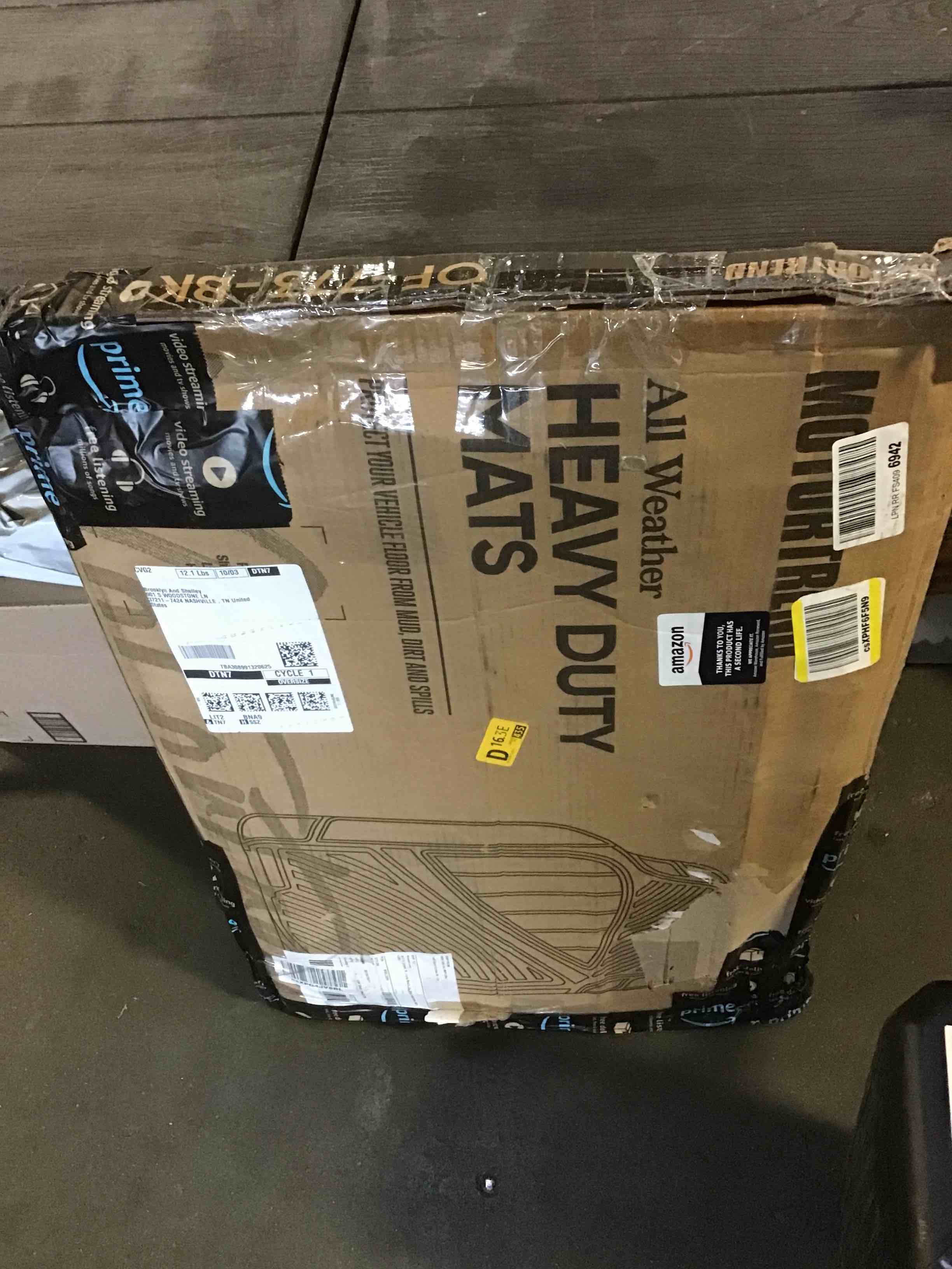 https://s3.amazonaws.com/lotting-images-prod/bidfta/BLU5513822_1699967600598.jpeg