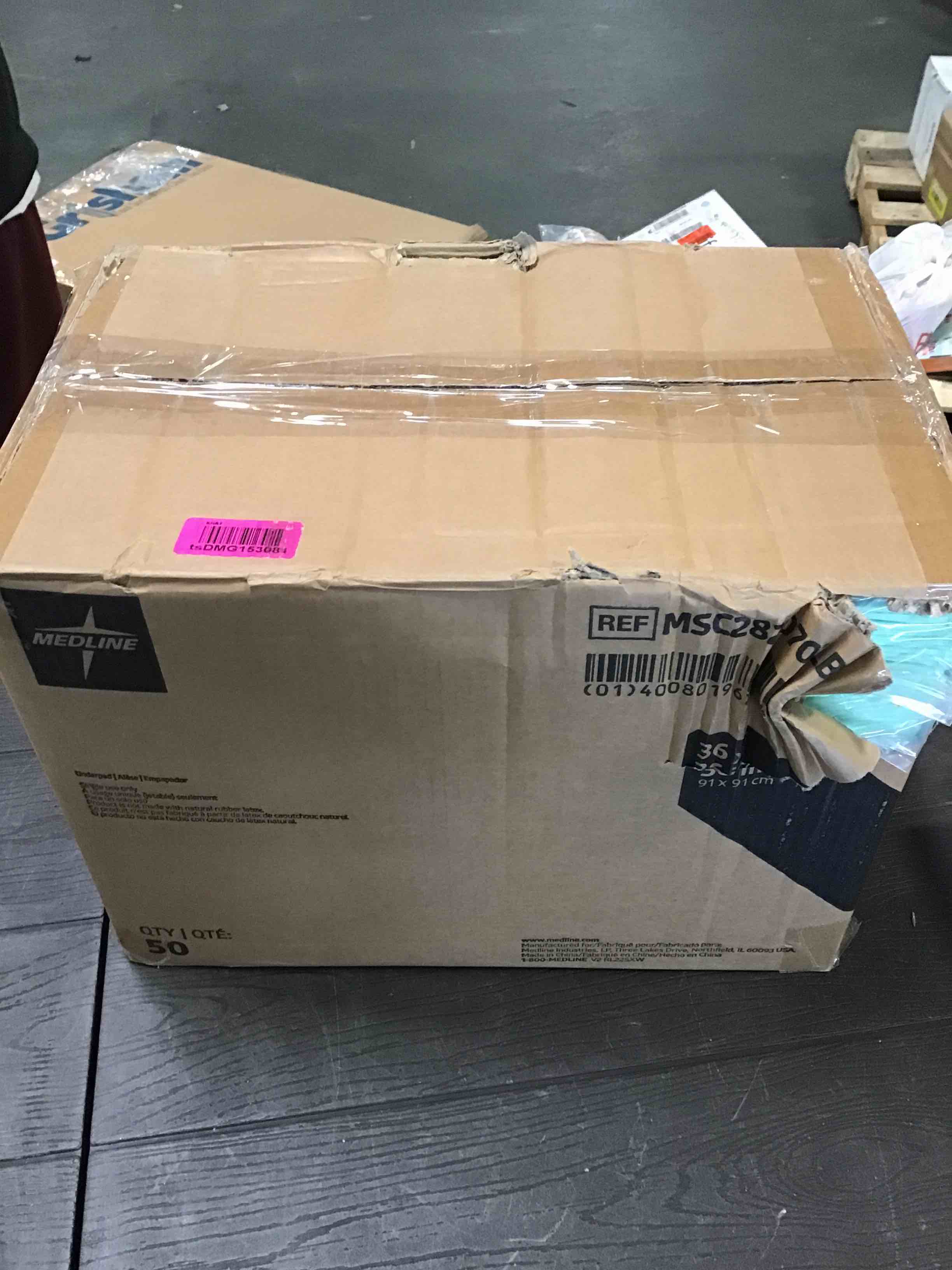 https://s3.amazonaws.com/lotting-images-prod/bidfta/BLU5513837_1699973605374.jpeg