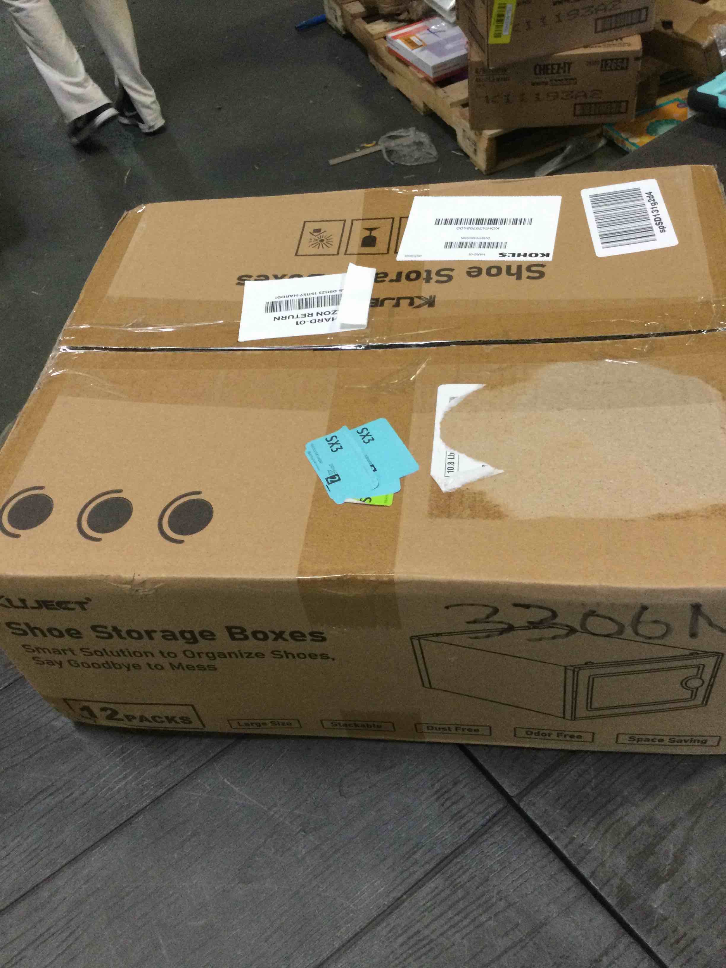 https://s3.amazonaws.com/lotting-images-prod/bidfta/BLU5513965_1700077992396.jpeg