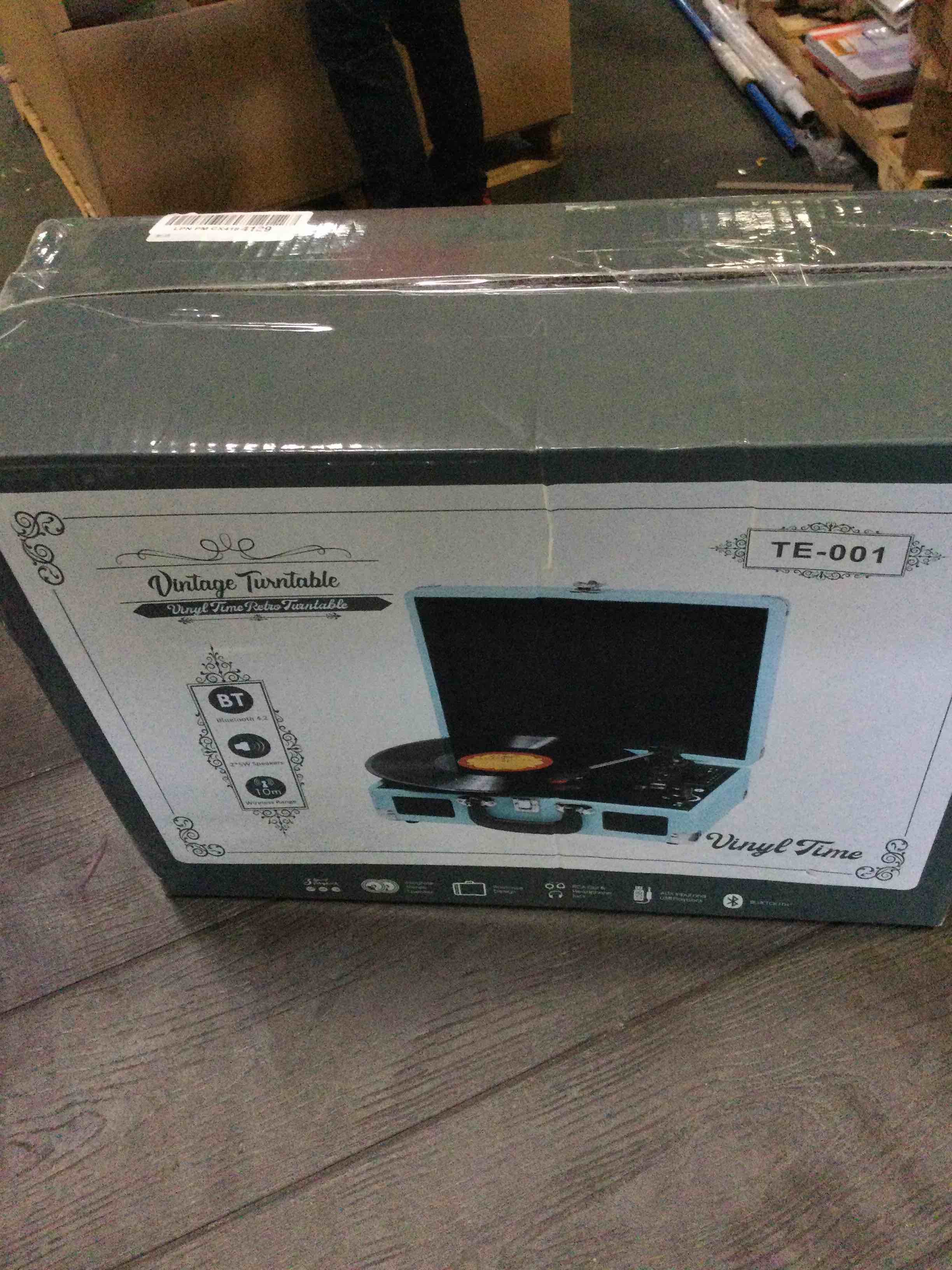 https://s3.amazonaws.com/lotting-images-prod/bidfta/BLU5513974_1700079315960.jpeg