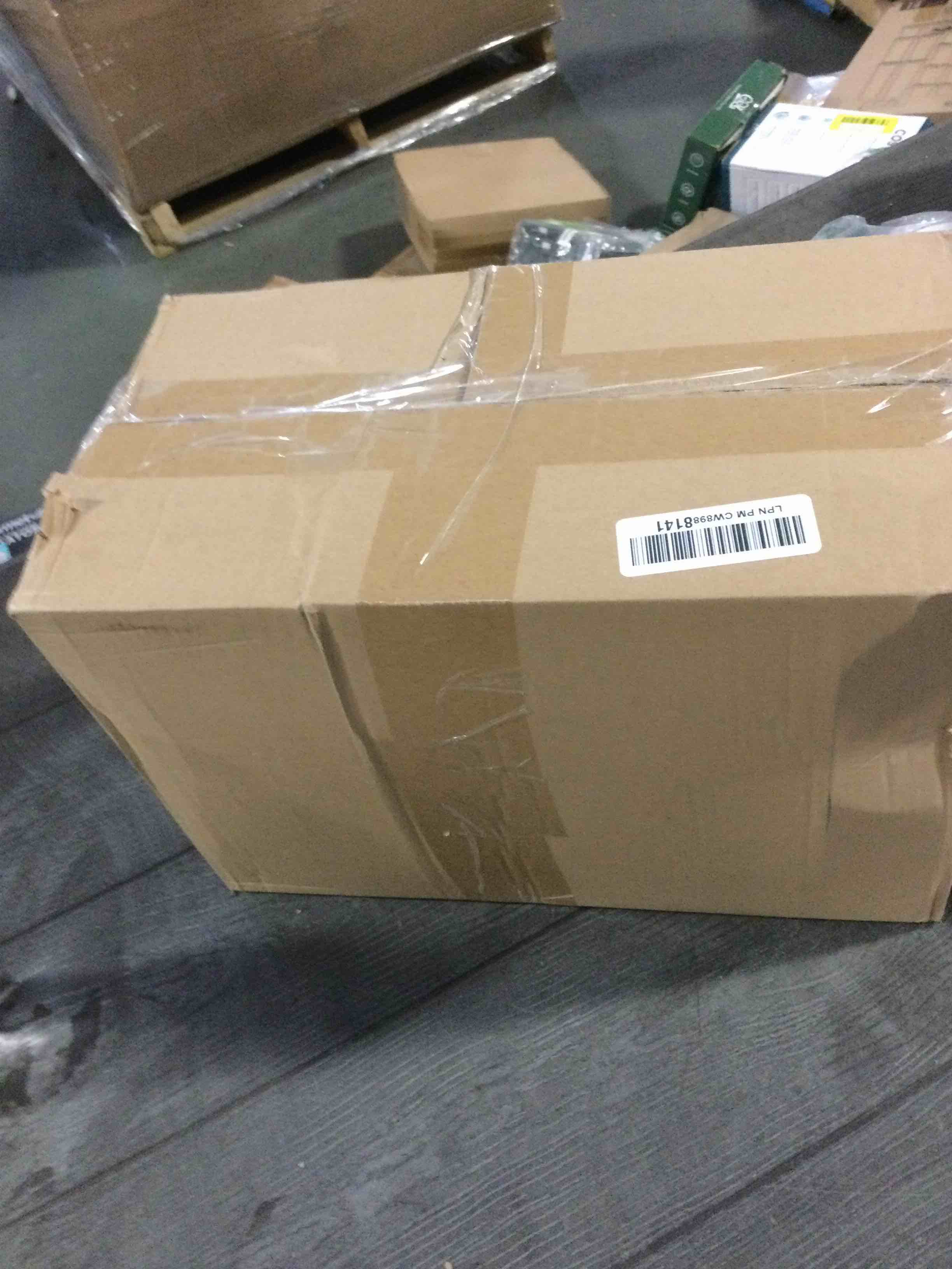 https://s3.amazonaws.com/lotting-images-prod/bidfta/BLU5513993_1700137642439.jpeg