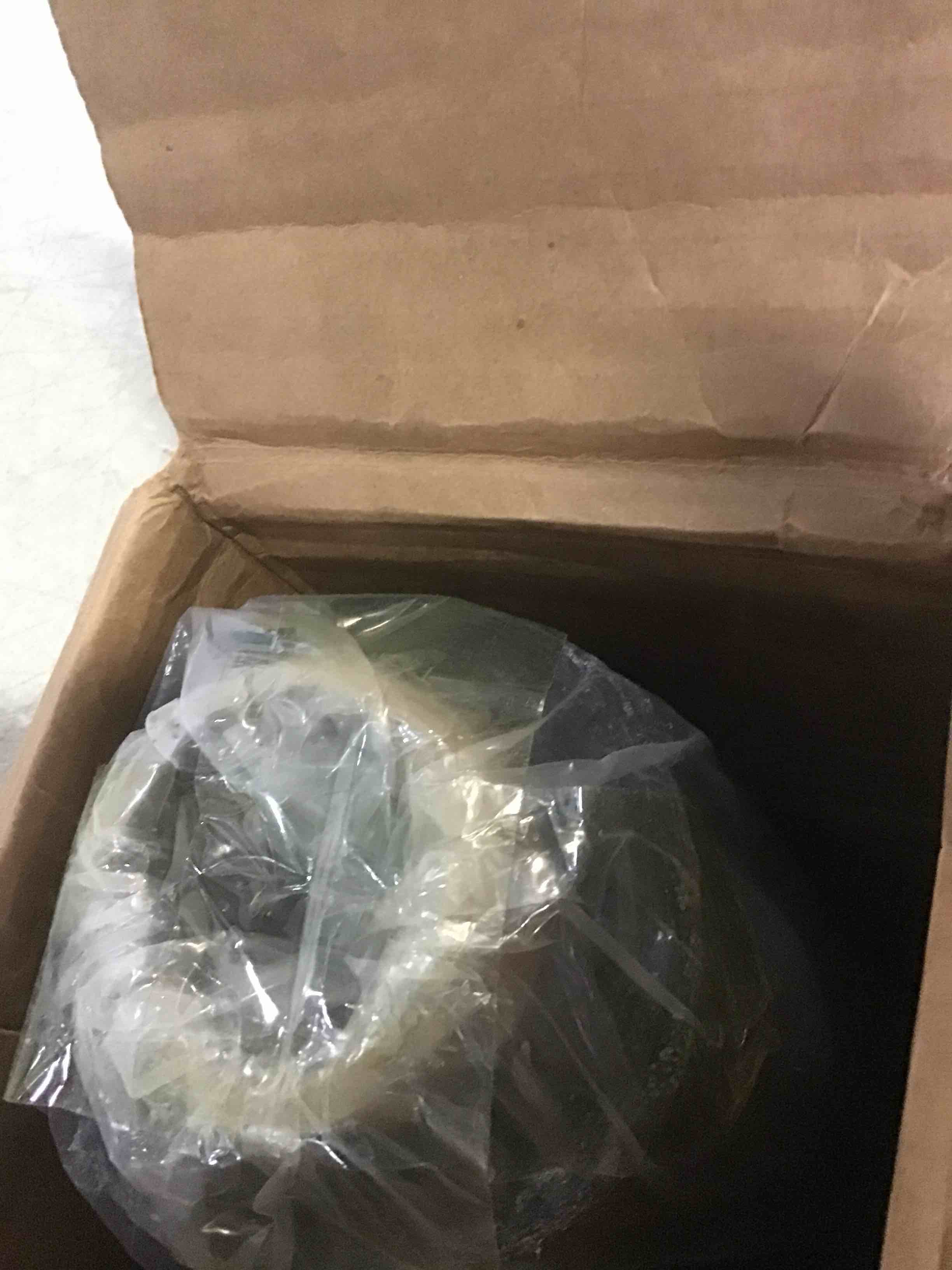 https://s3.amazonaws.com/lotting-images-prod/bidfta/BLU5514472_1699034866931.jpeg