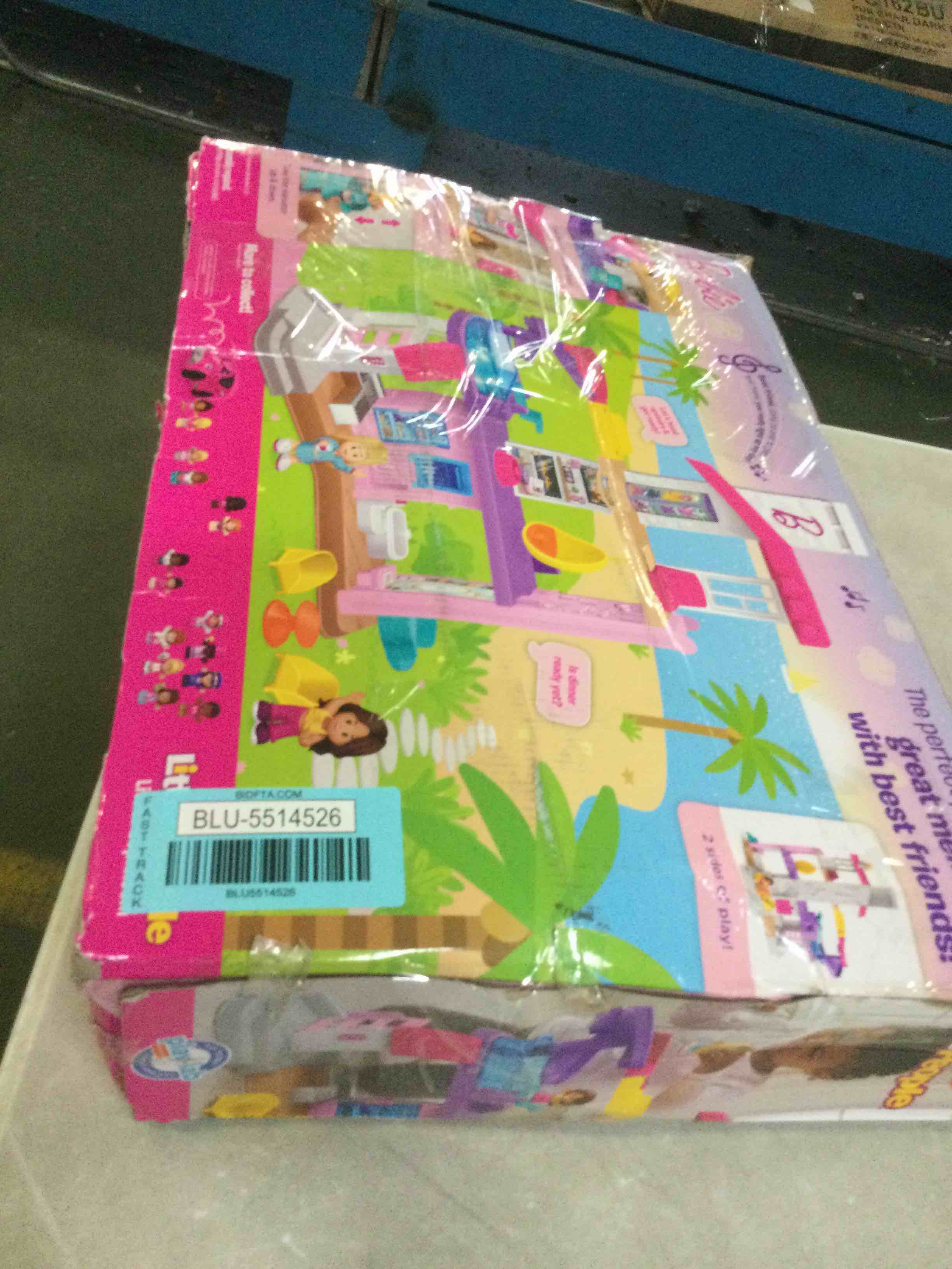https://s3.amazonaws.com/lotting-images-prod/bidfta/BLU5514526_1699276980719.jpeg