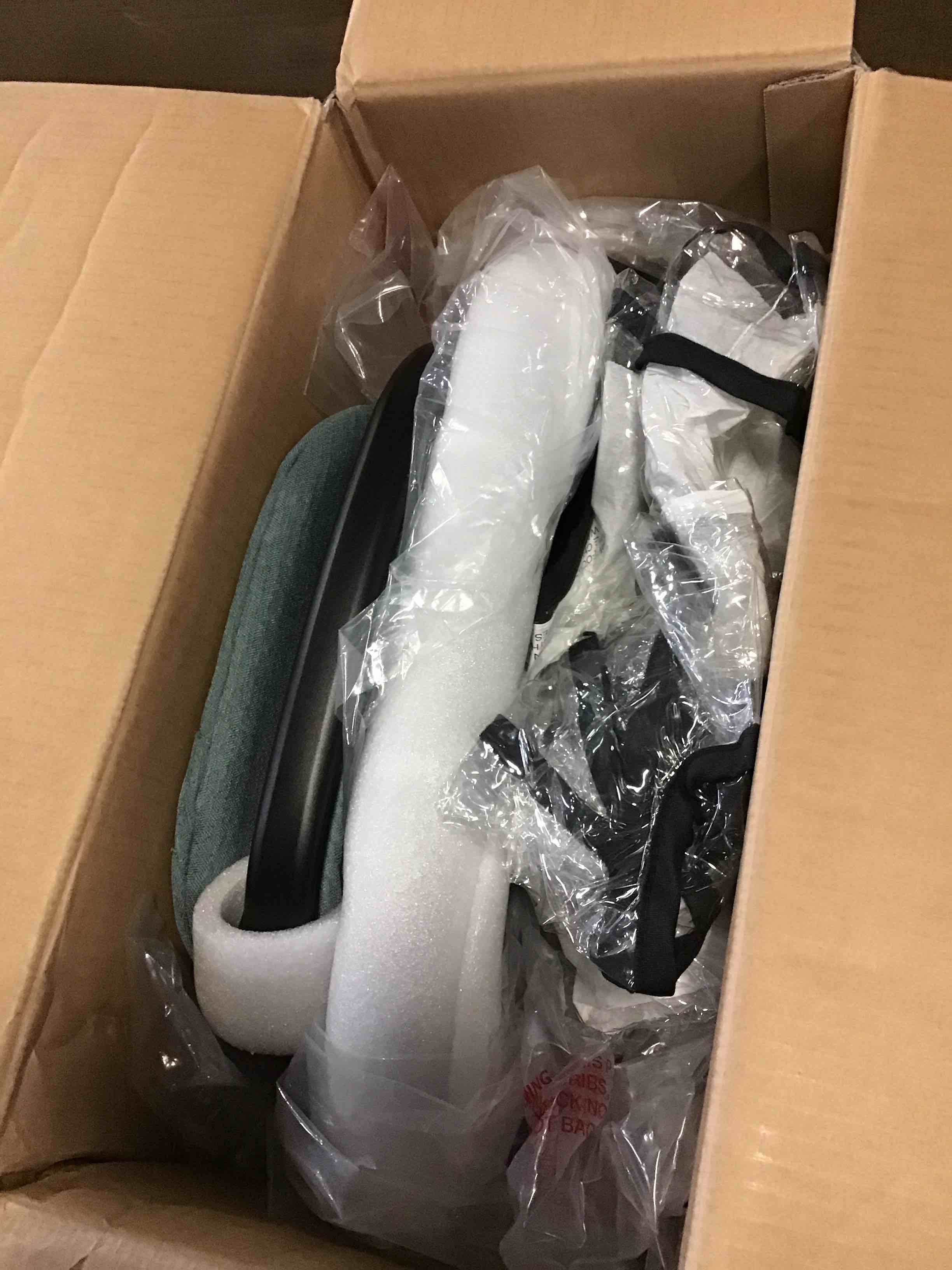 https://s3.amazonaws.com/lotting-images-prod/bidfta/BLU5514918_1699298422417.jpeg