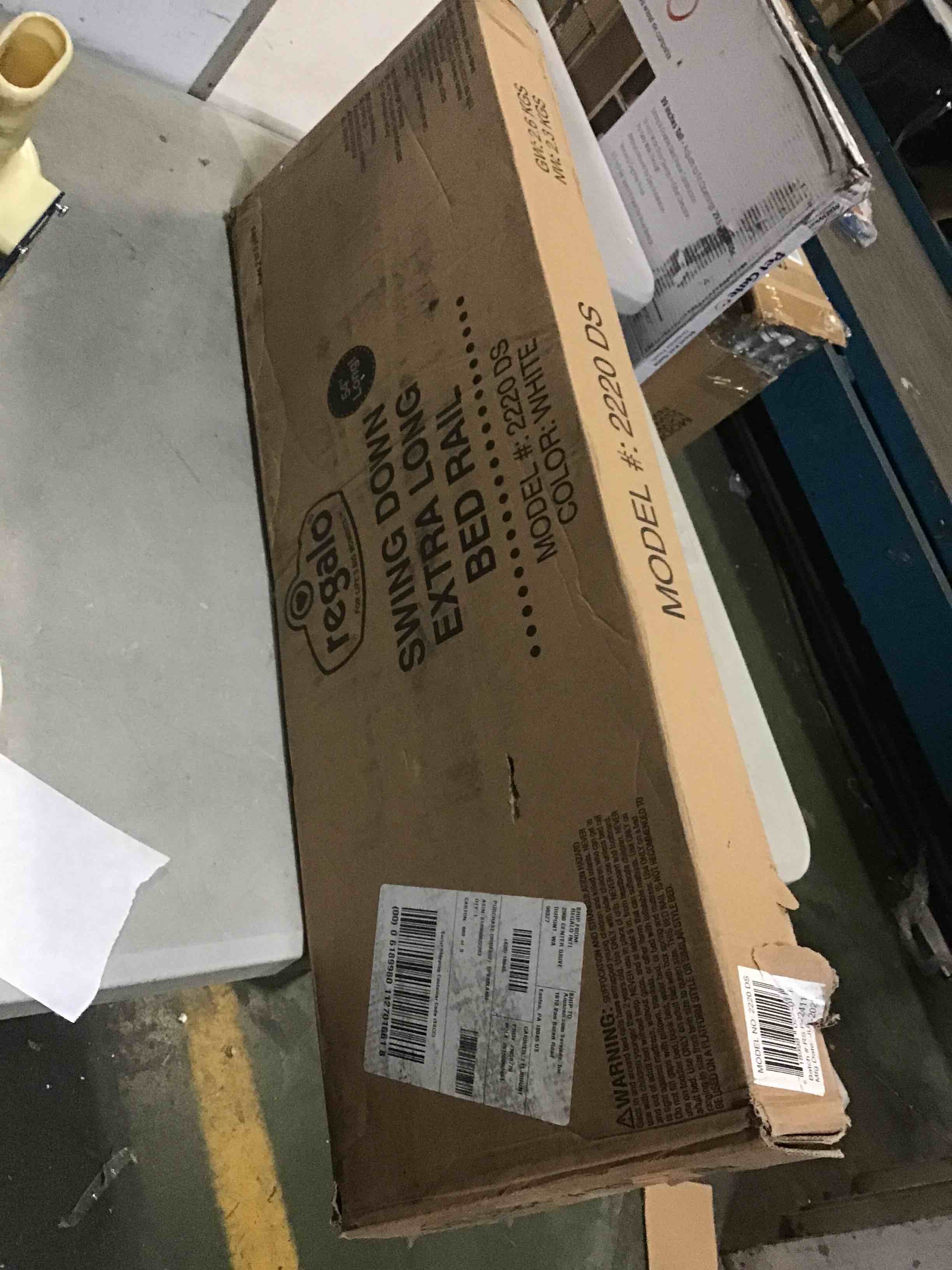 https://s3.amazonaws.com/lotting-images-prod/bidfta/BLU5515977_1697743501895.jpeg
