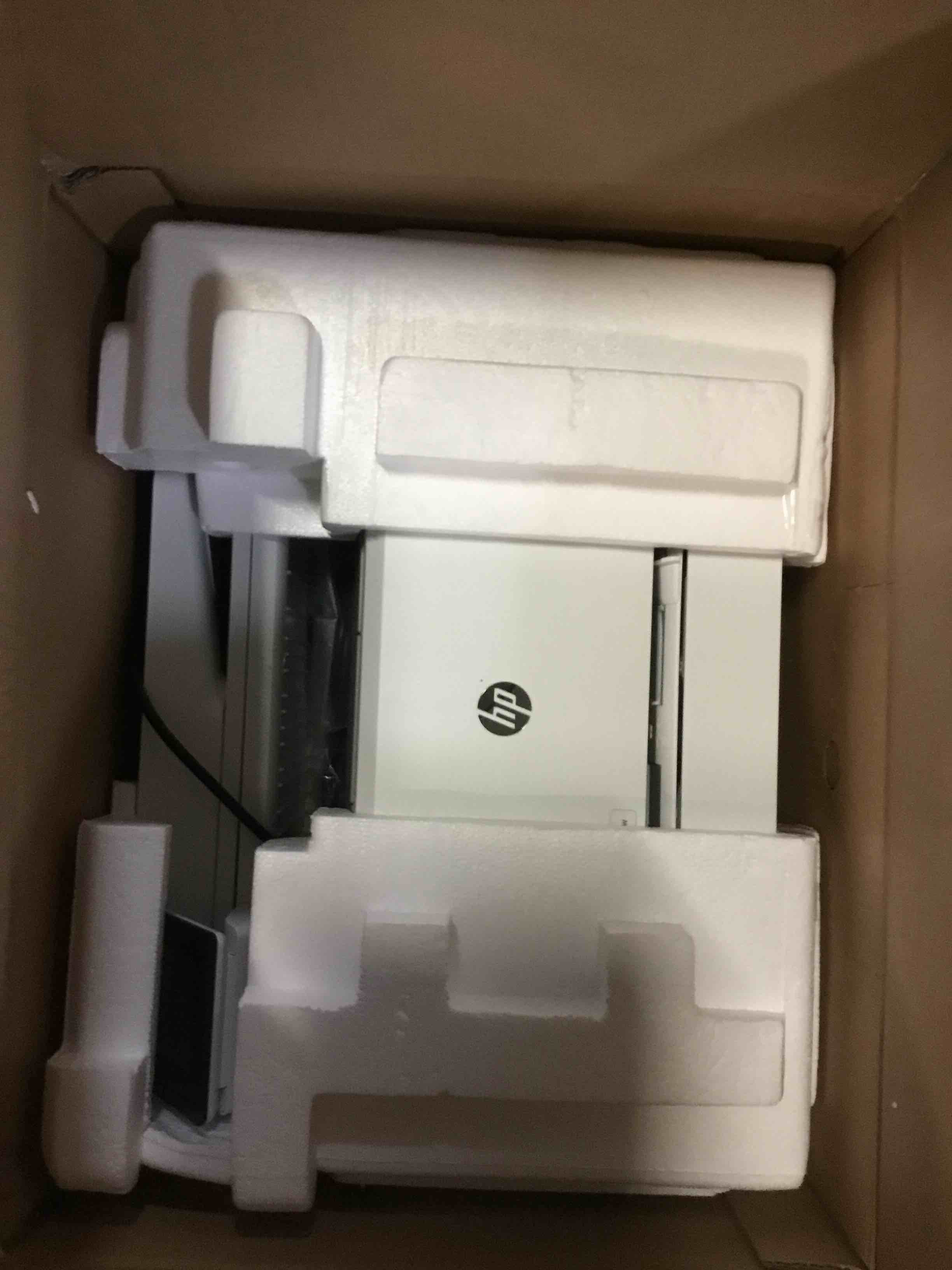https://s3.amazonaws.com/lotting-images-prod/bidfta/BLU5517065_1698673395152.jpeg