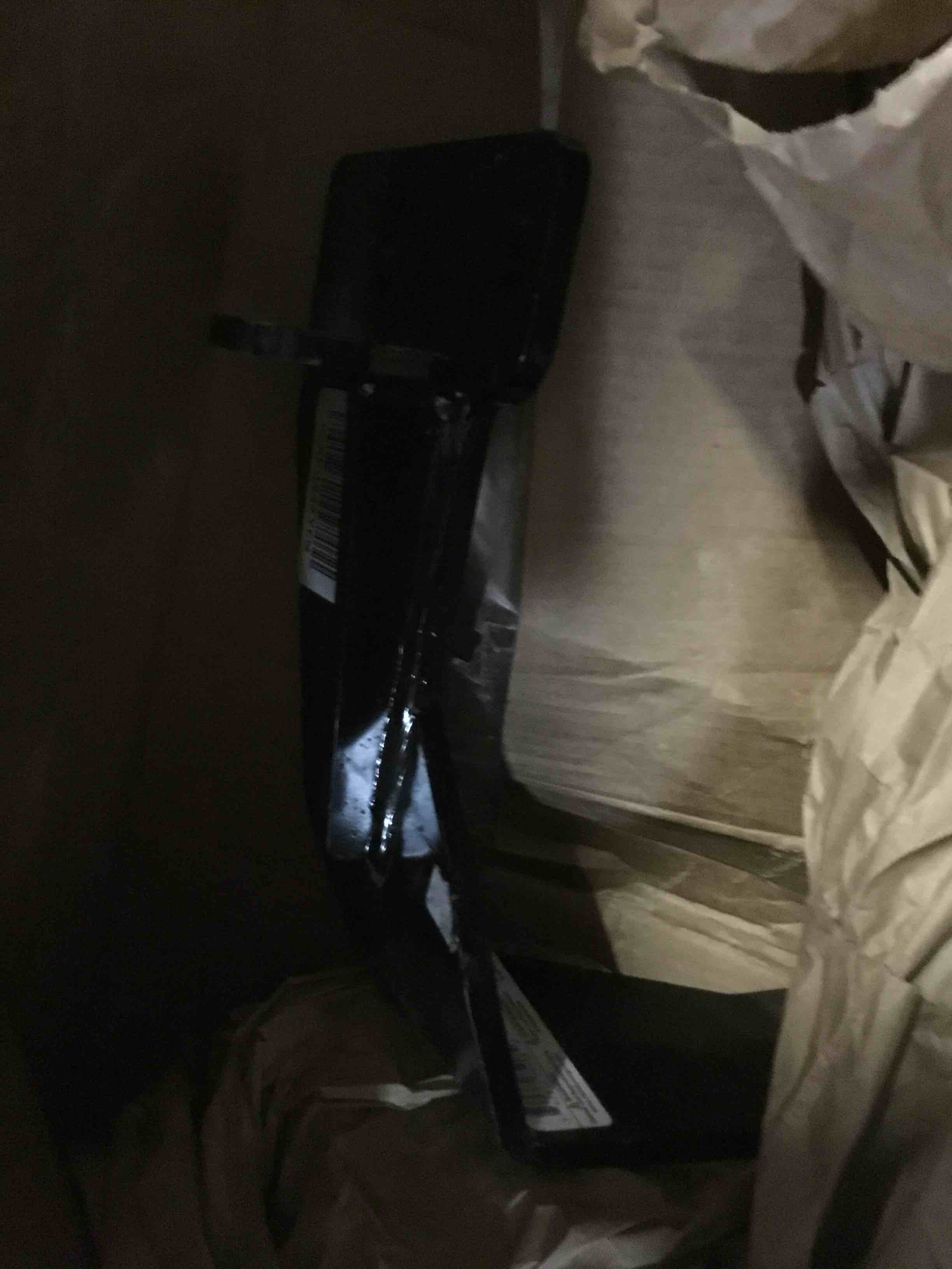 https://s3.amazonaws.com/lotting-images-prod/bidfta/BLU5517259_1698764813836.jpeg
