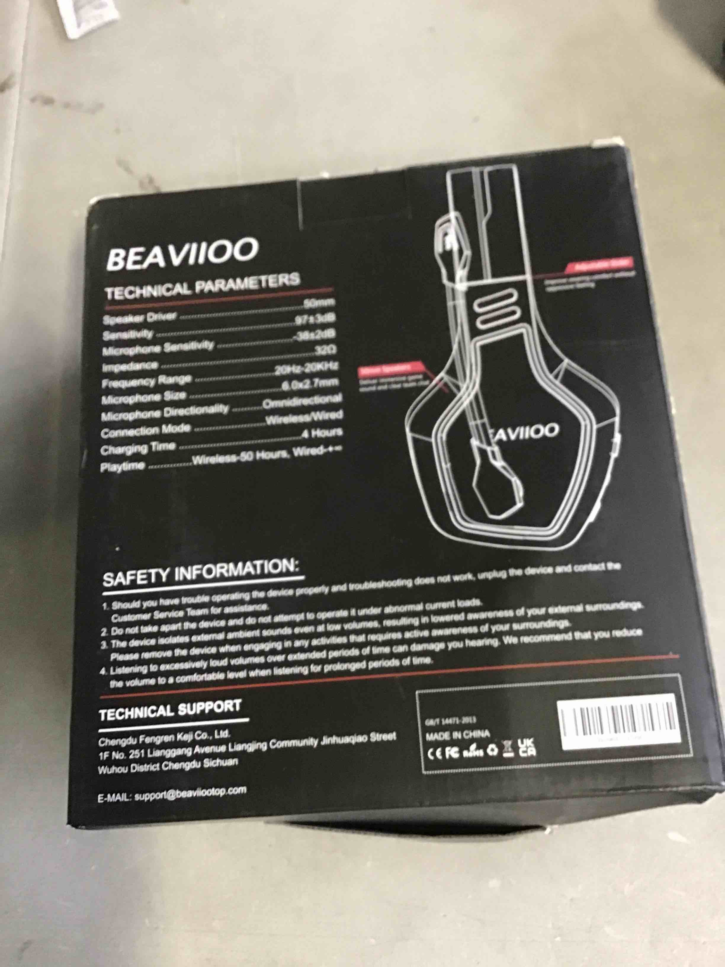 https://s3.amazonaws.com/lotting-images-prod/bidfta/BLU5518895_1701874480313.jpeg