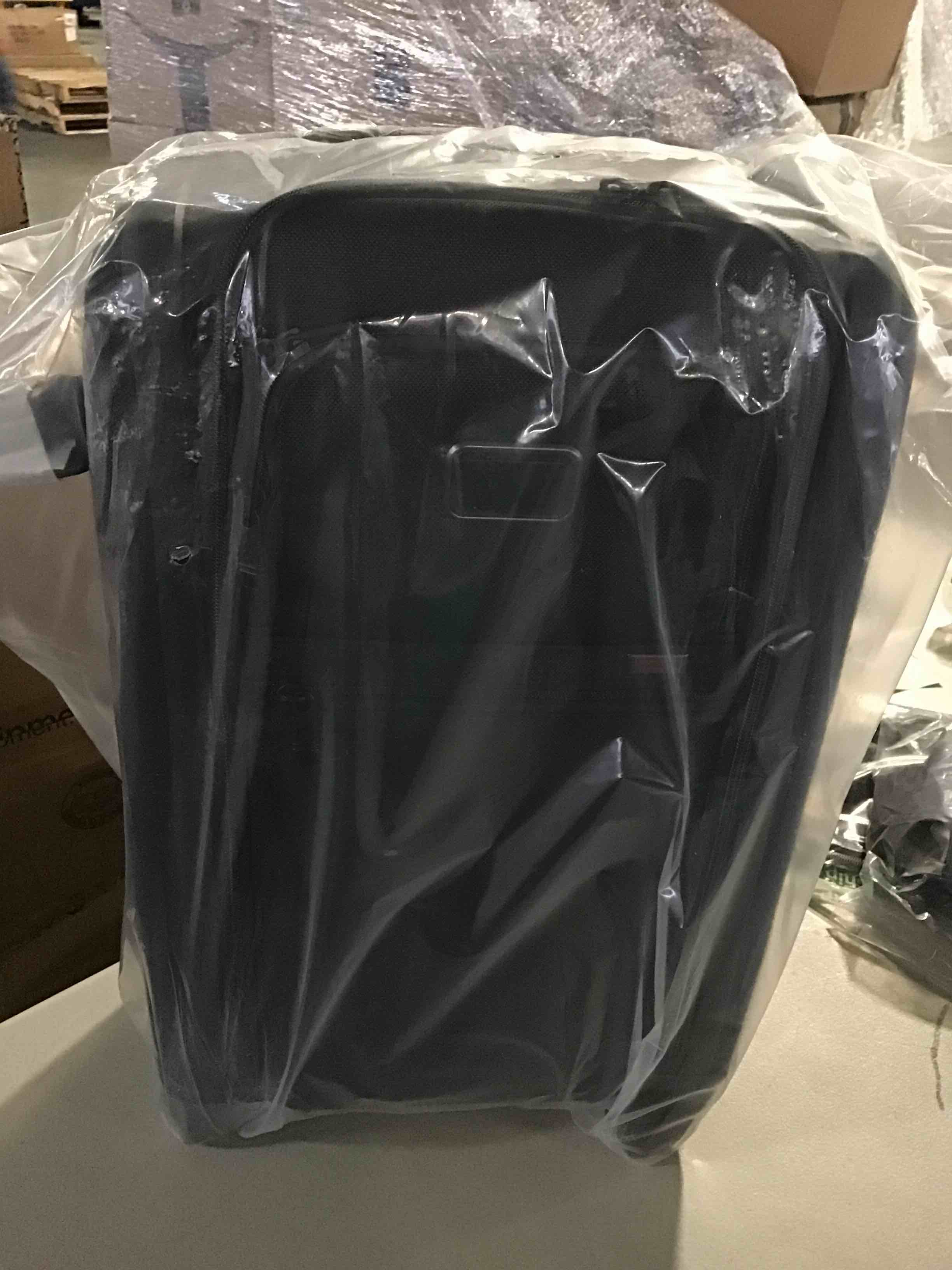 https://s3.amazonaws.com/lotting-images-prod/bidfta/BLU5519453_1698235782459.jpeg