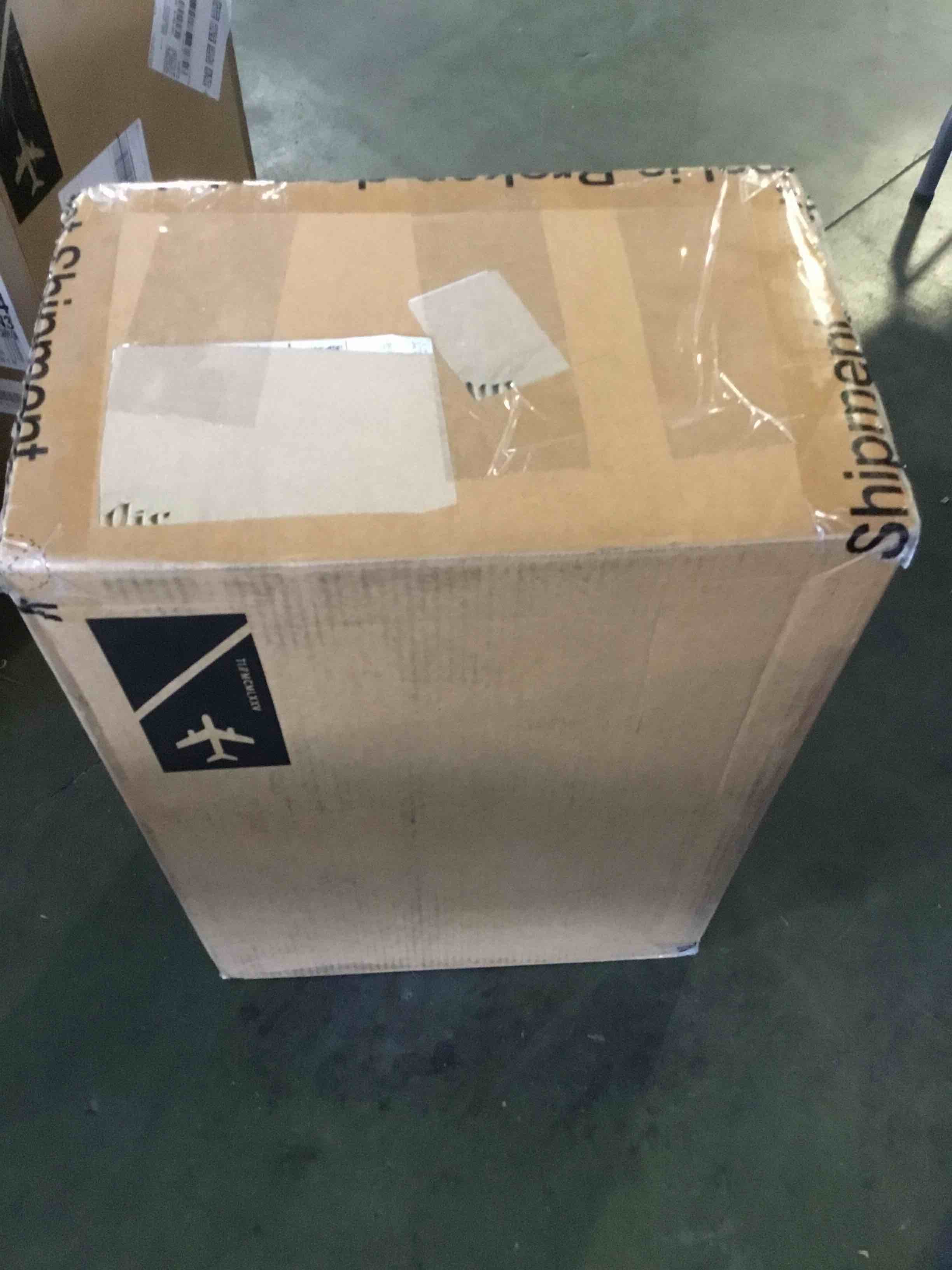 https://s3.amazonaws.com/lotting-images-prod/bidfta/BLU5519728_1698857310675.jpeg