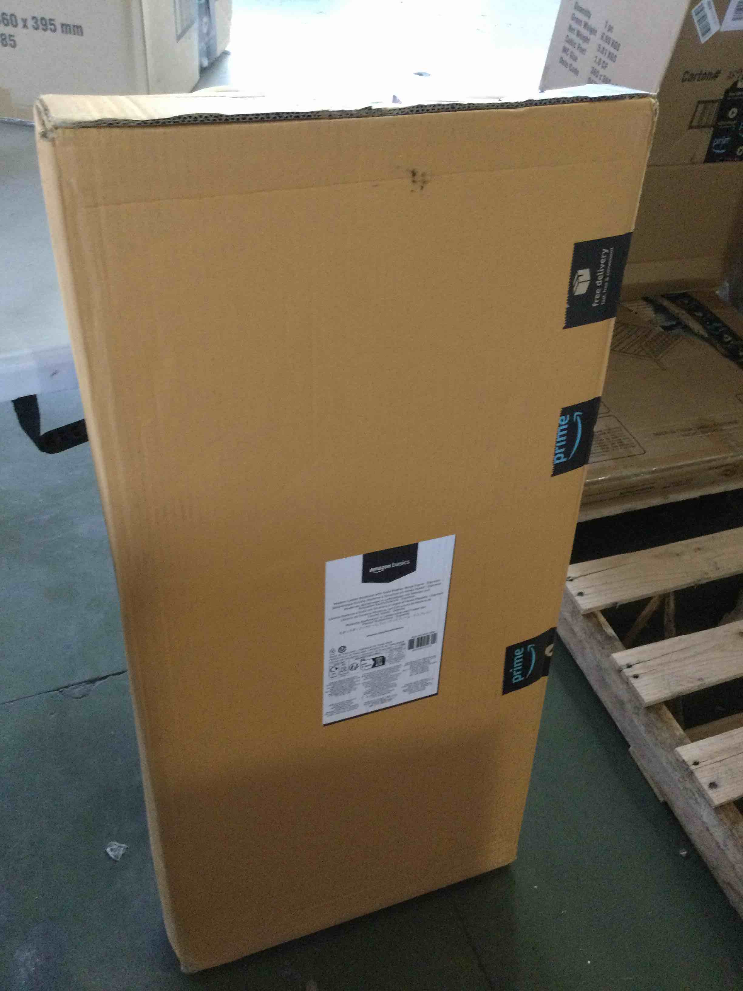 https://s3.amazonaws.com/lotting-images-prod/bidfta/BLU5520142_1699277696552.jpeg