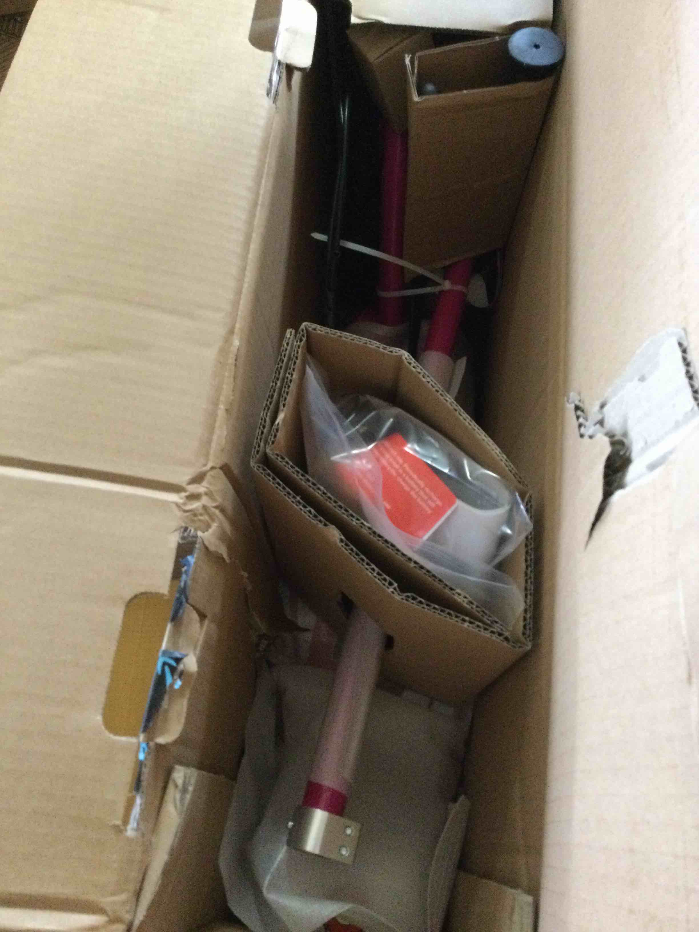https://s3.amazonaws.com/lotting-images-prod/bidfta/BLU5520143_1699277876160.jpeg