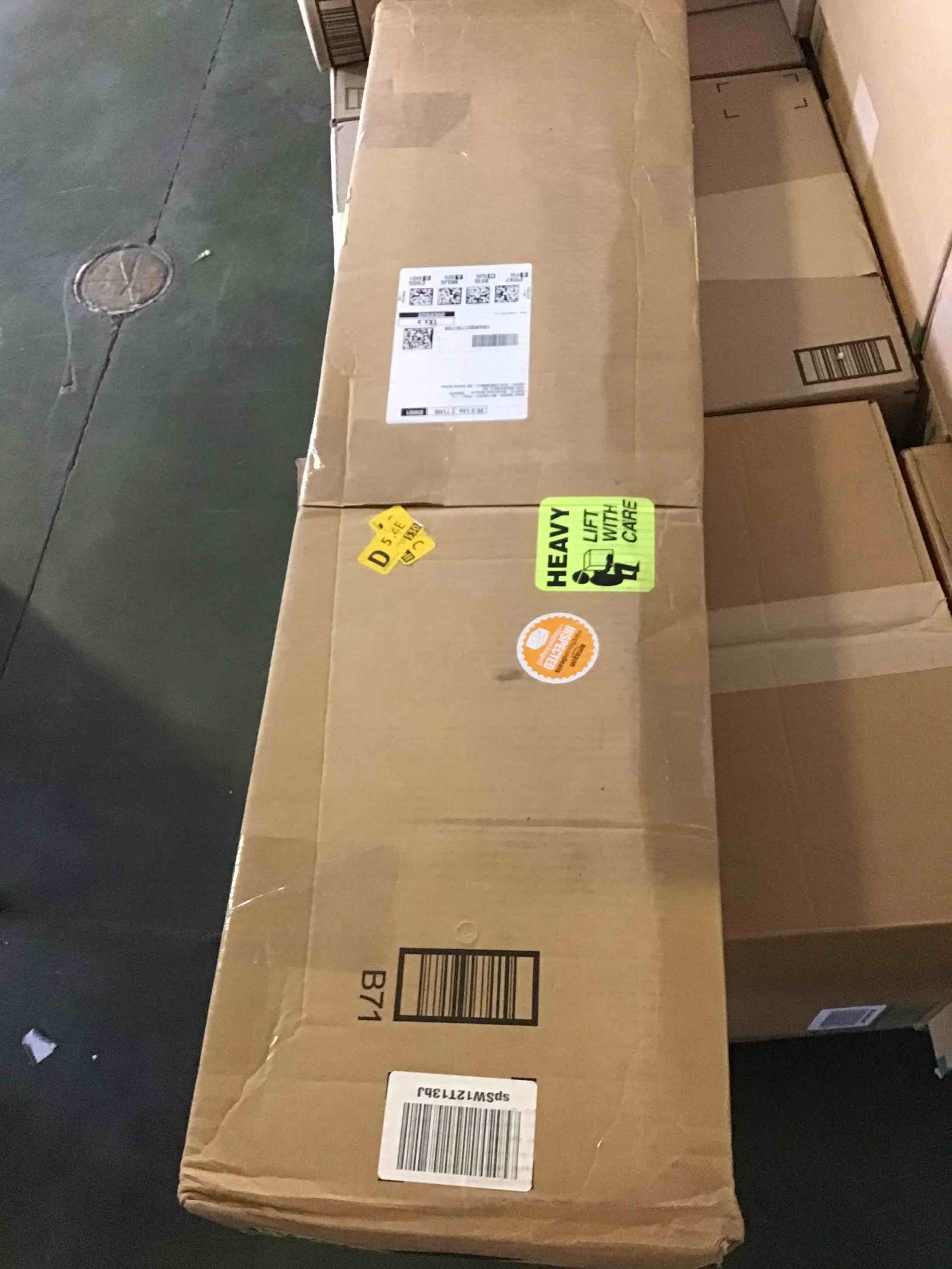 https://s3.amazonaws.com/lotting-images-prod/bidfta/BLU5520397_1699376041687.jpeg