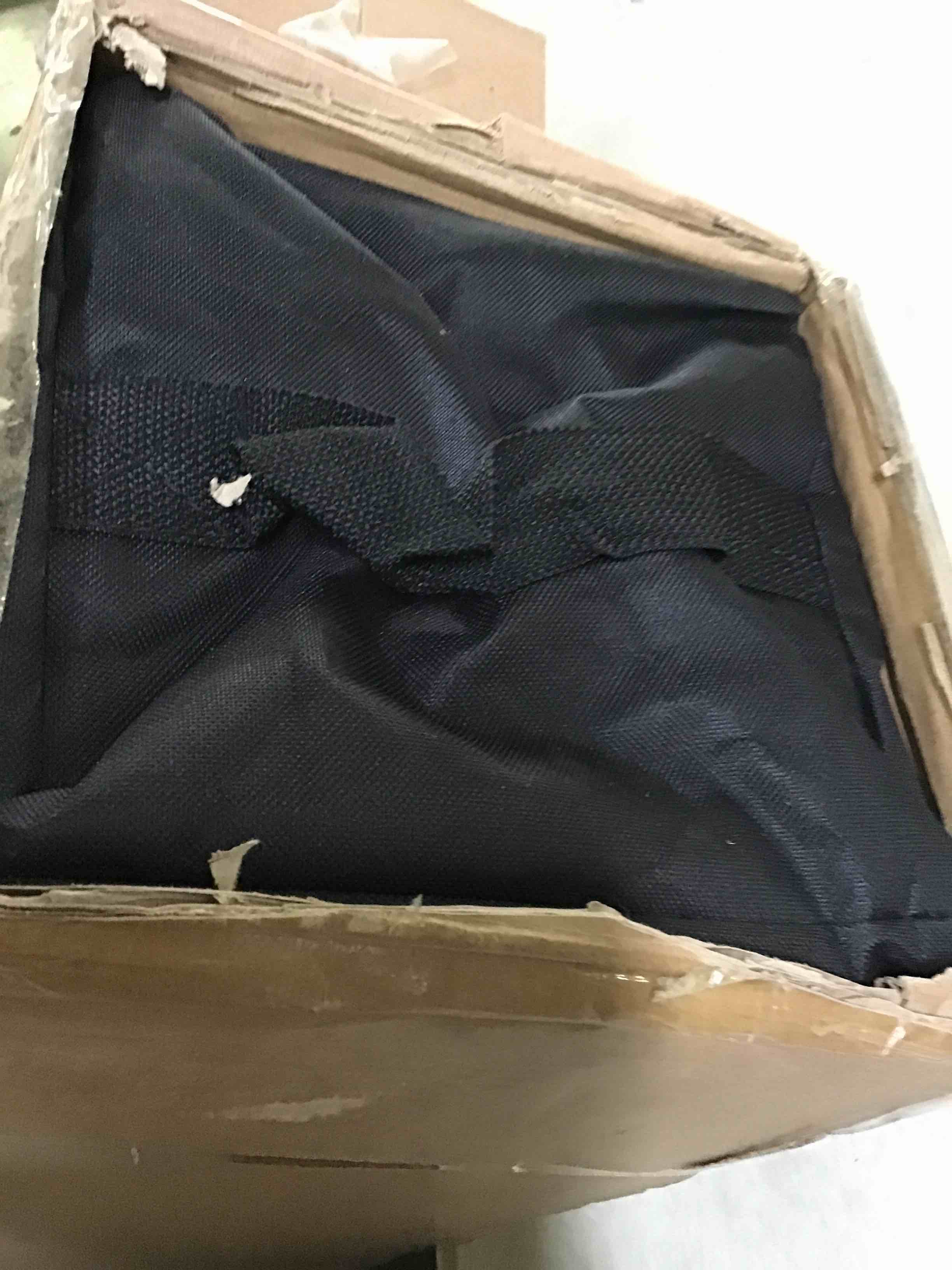 https://s3.amazonaws.com/lotting-images-prod/bidfta/BLU5520449_1697820945744.jpeg
