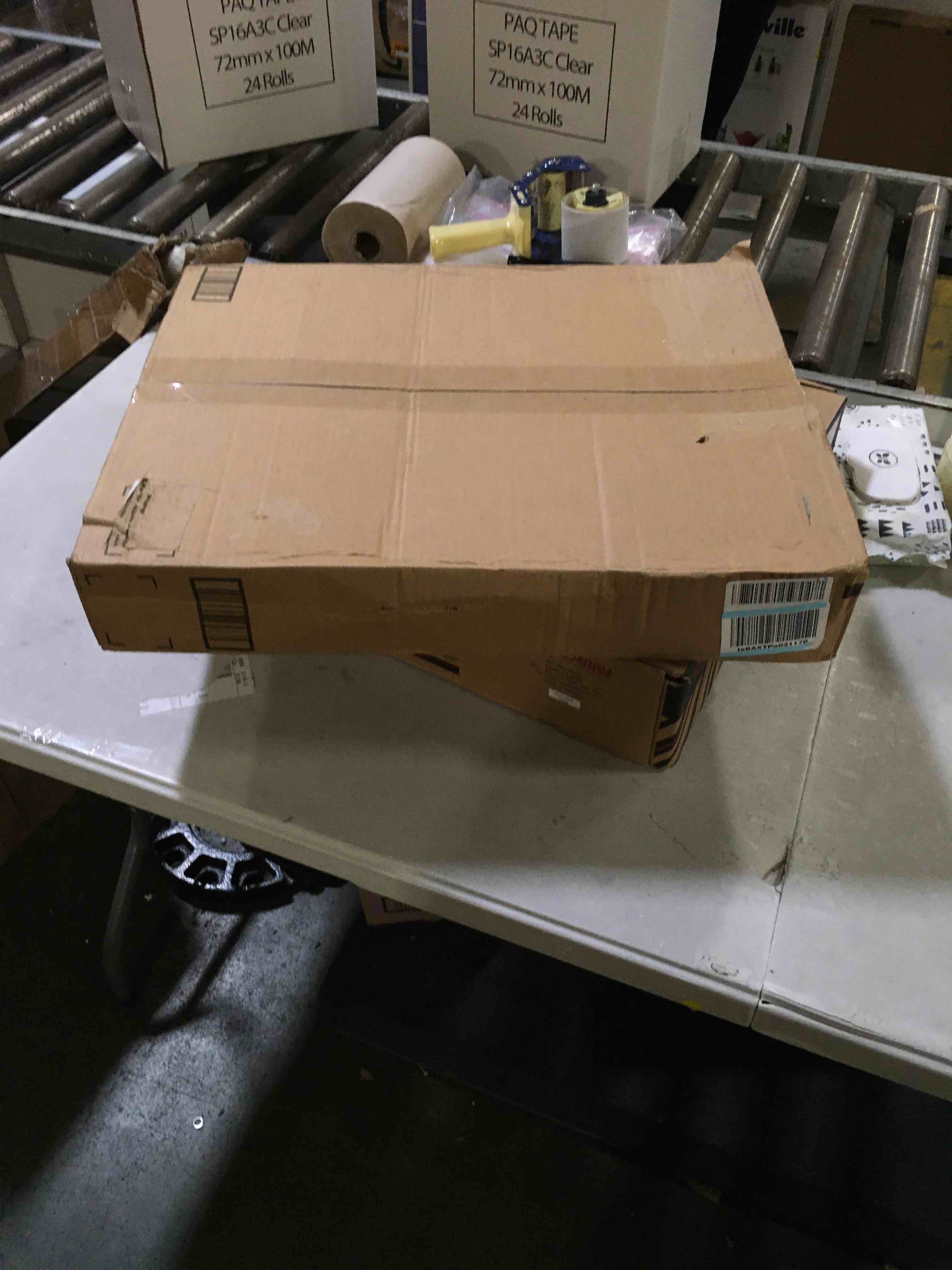 https://s3.amazonaws.com/lotting-images-prod/bidfta/BLU5520559_1698238254134.jpeg