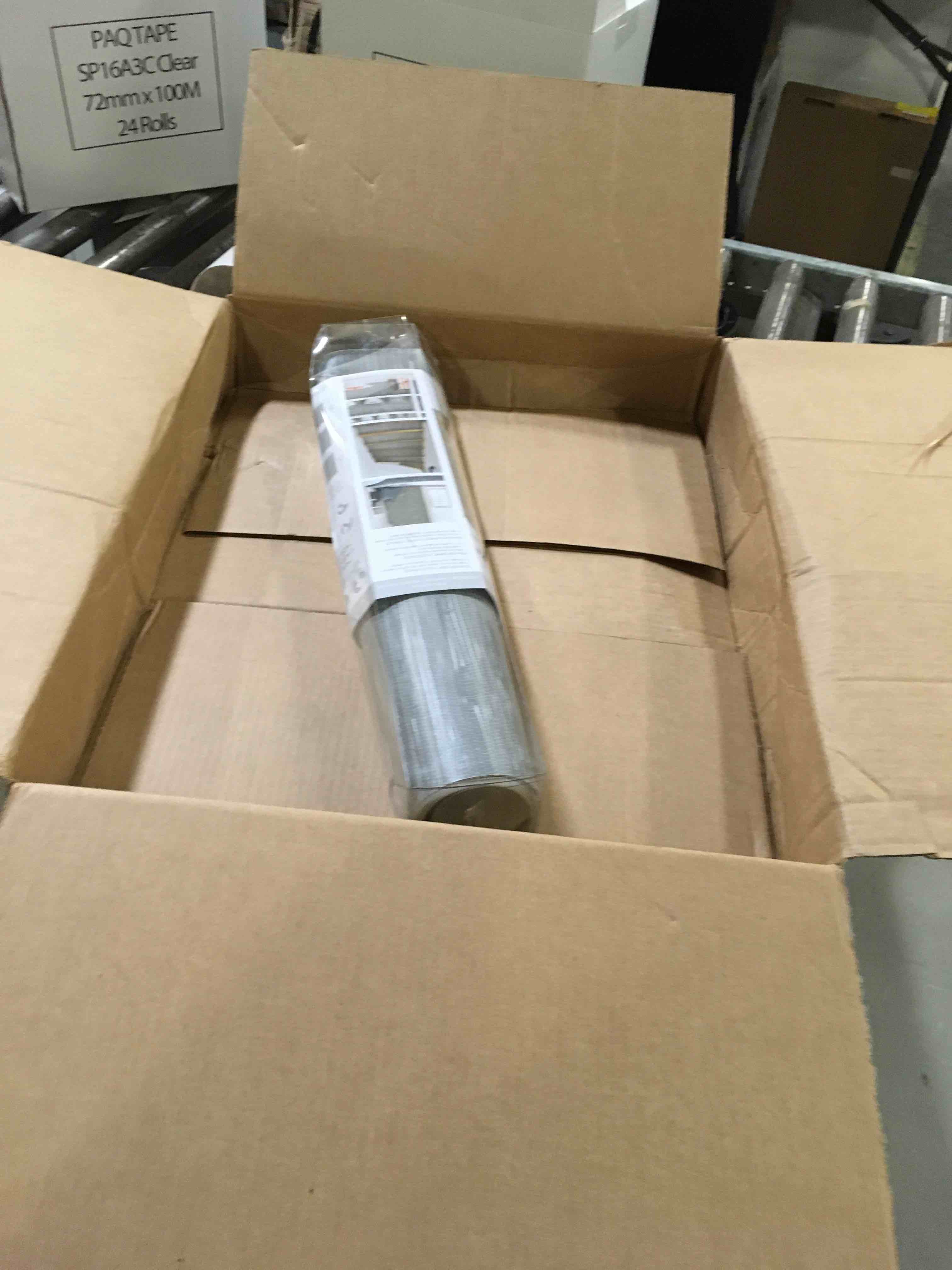 https://s3.amazonaws.com/lotting-images-prod/bidfta/BLU5520559_1698238276620.jpeg