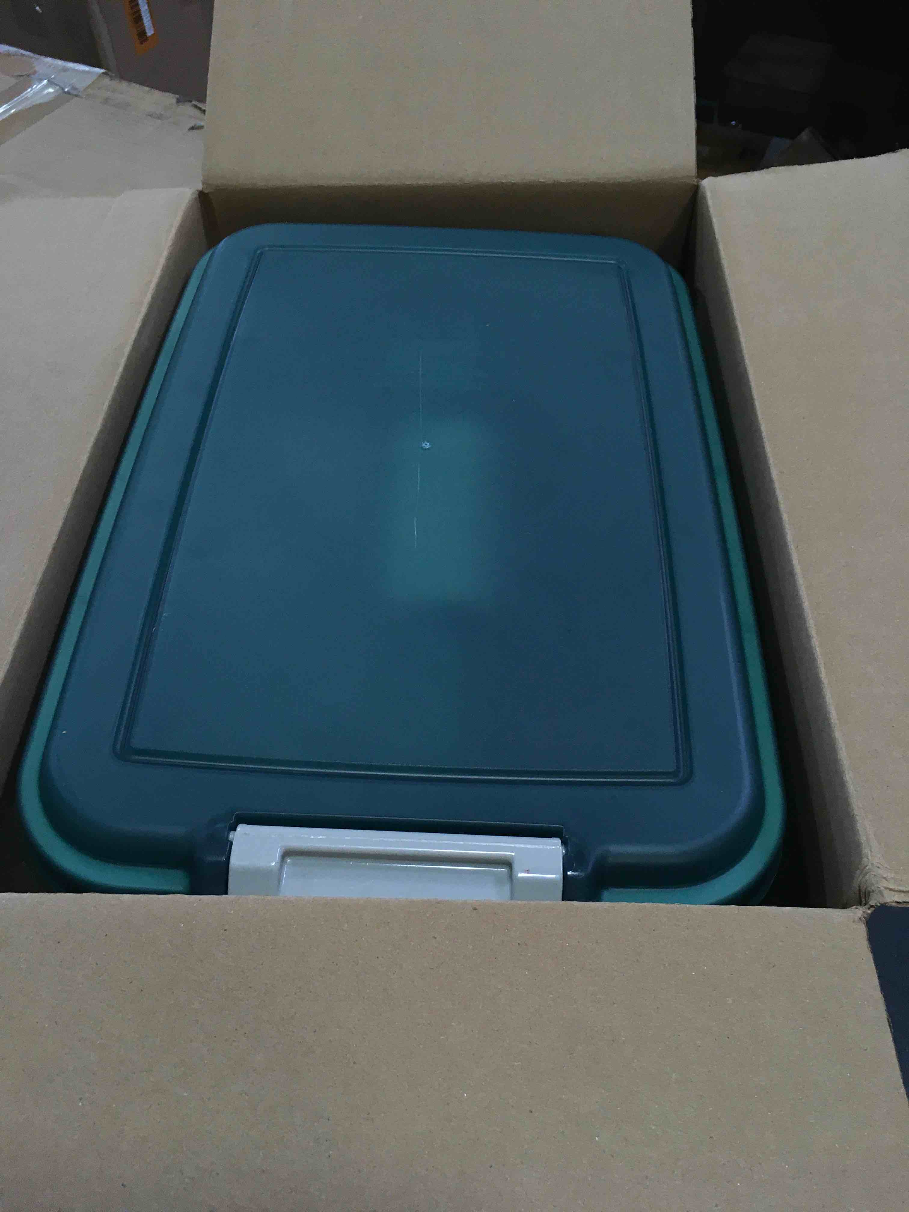 https://s3.amazonaws.com/lotting-images-prod/bidfta/BLU5520830_1698337884264.jpeg