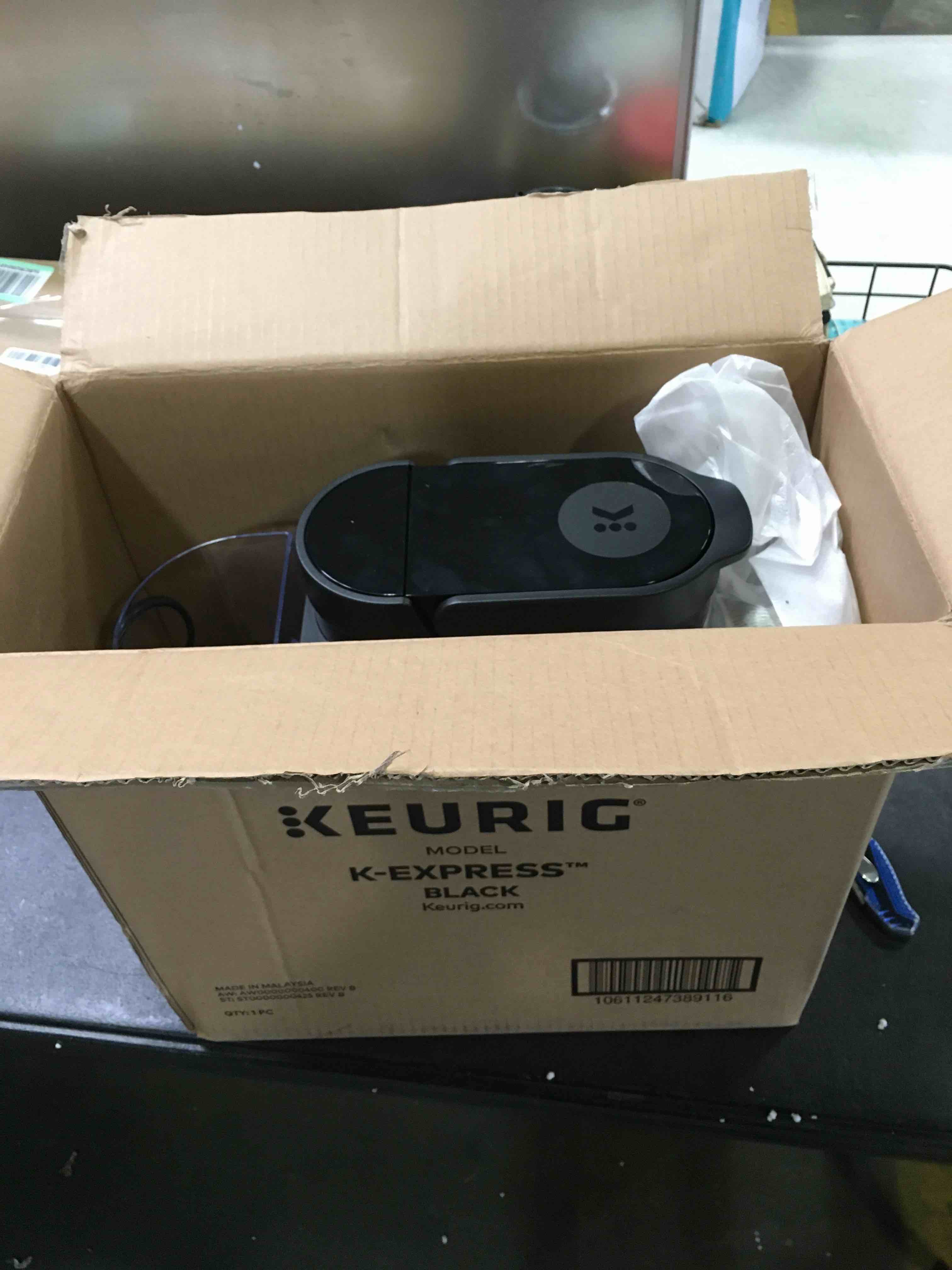 https://s3.amazonaws.com/lotting-images-prod/bidfta/BLU5521314_1698853445028.jpeg