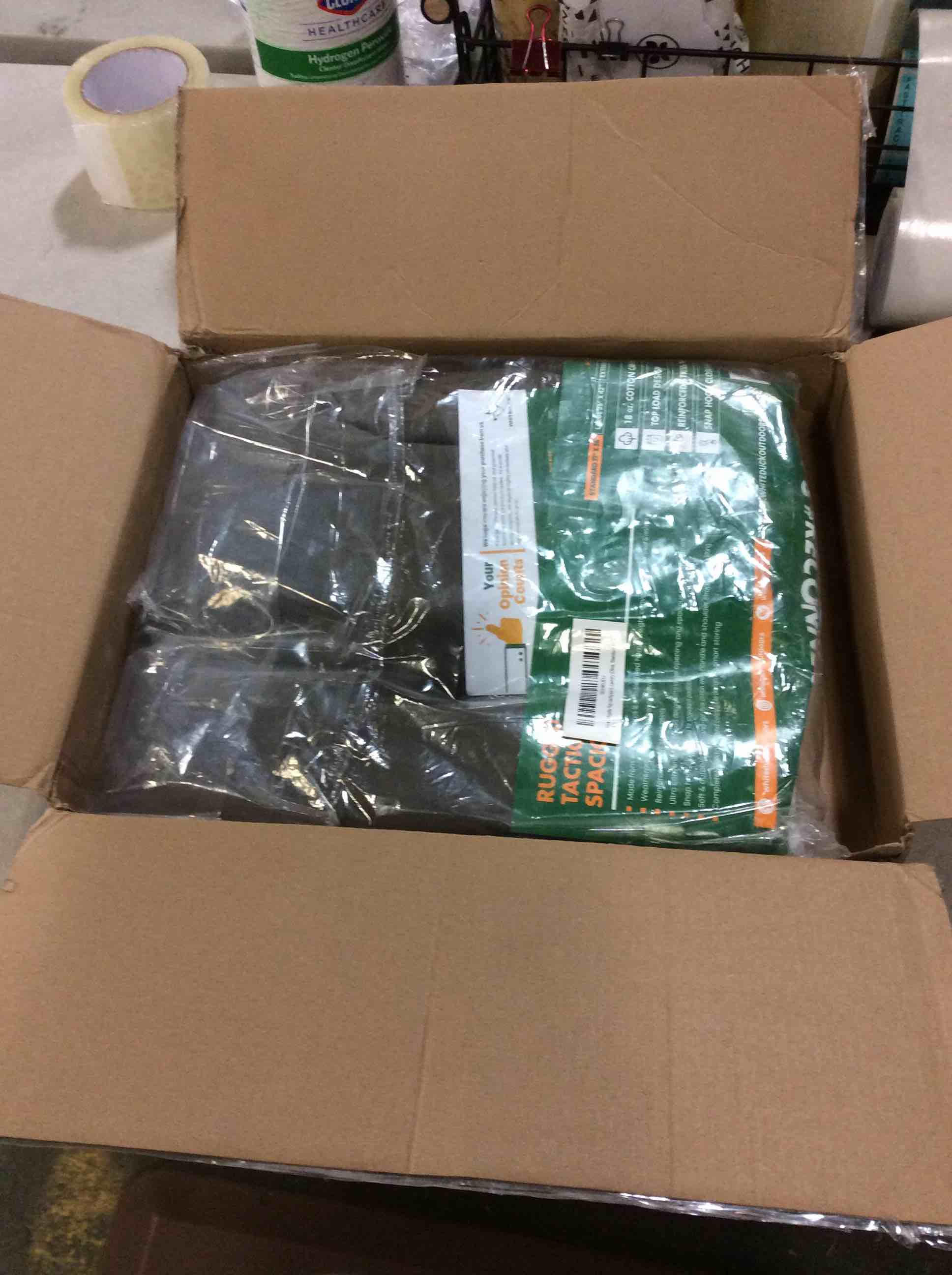 https://s3.amazonaws.com/lotting-images-prod/bidfta/BLU5521843_1699388542794.jpeg