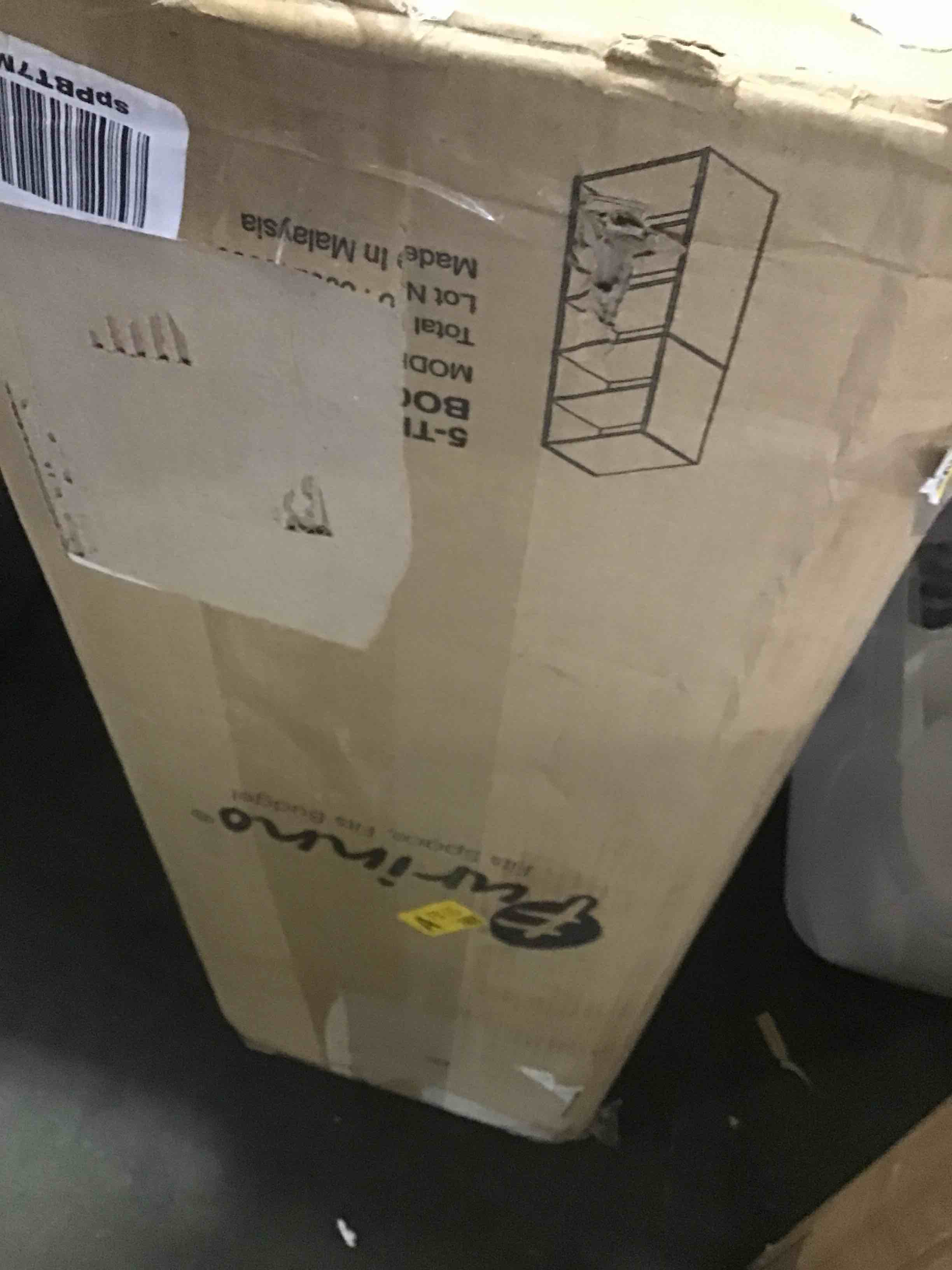https://s3.amazonaws.com/lotting-images-prod/bidfta/BLU5524333_1698676802496.jpeg